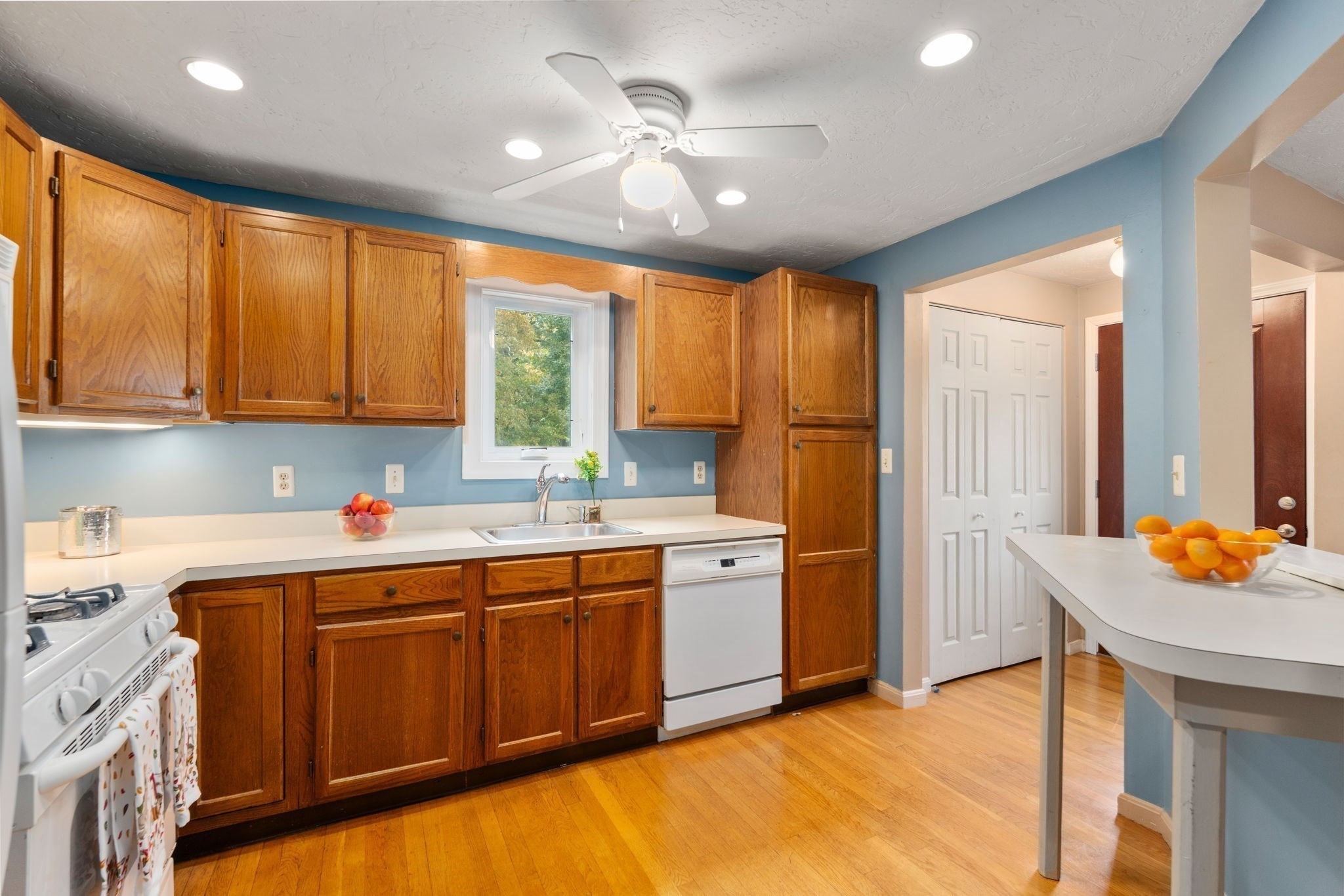 8 Lauren Drive # 8