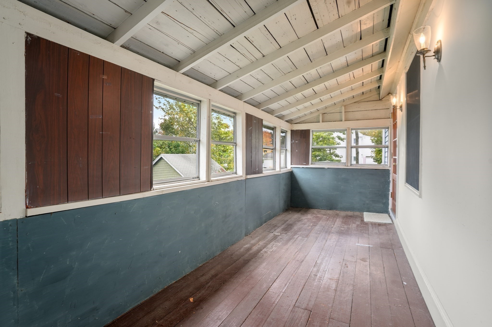 82-84 Cottage