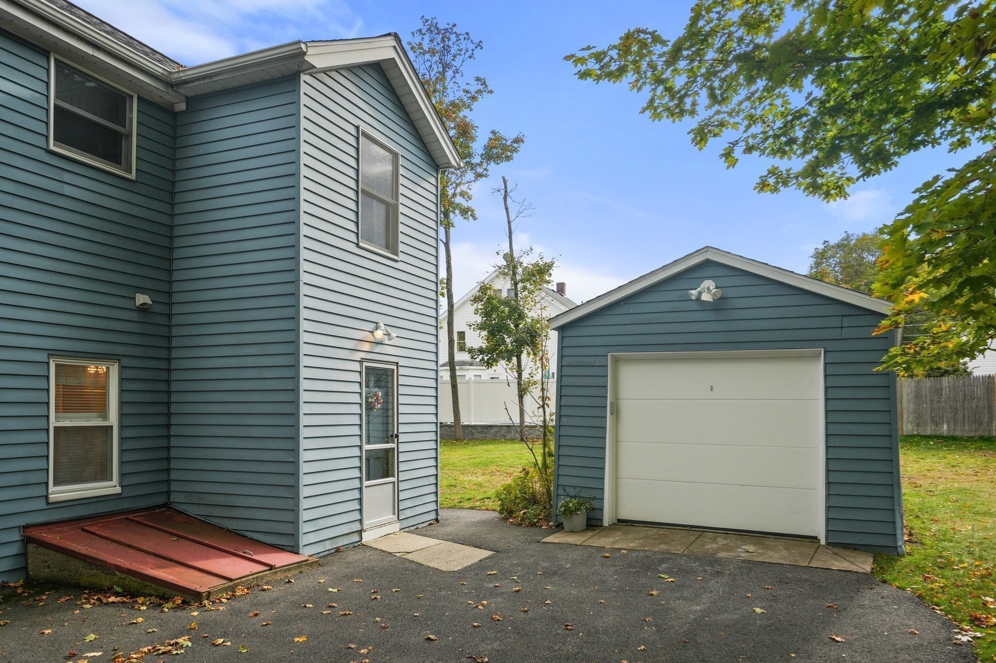 82-84 Cottage