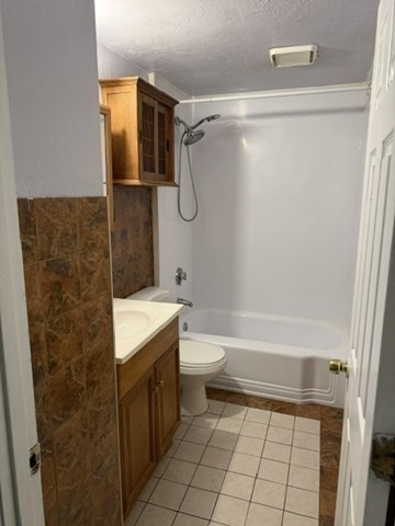 11 Auna Dr # 3