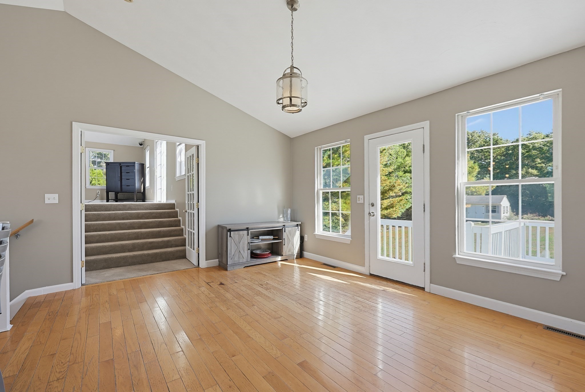227 Lunns Way