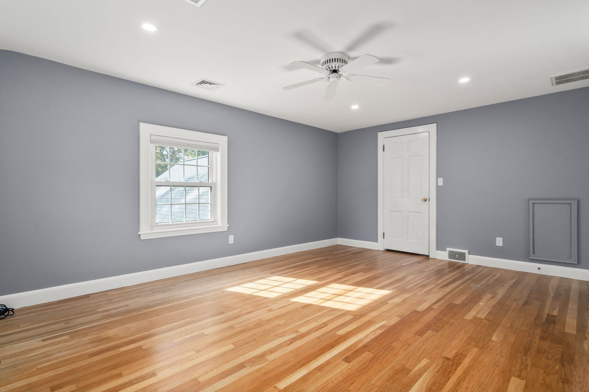 14 Longfellow Rd