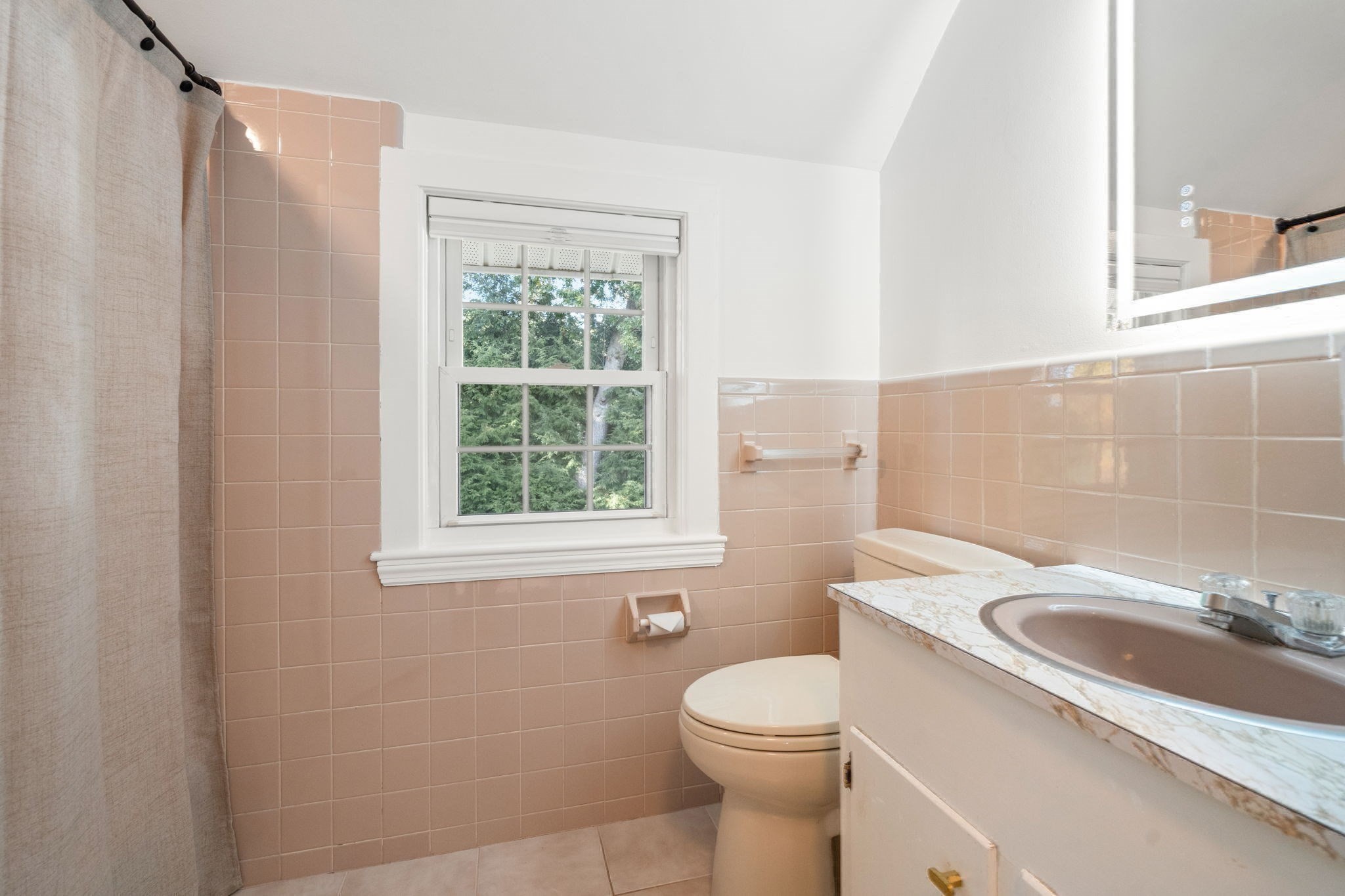 14 Longfellow Rd