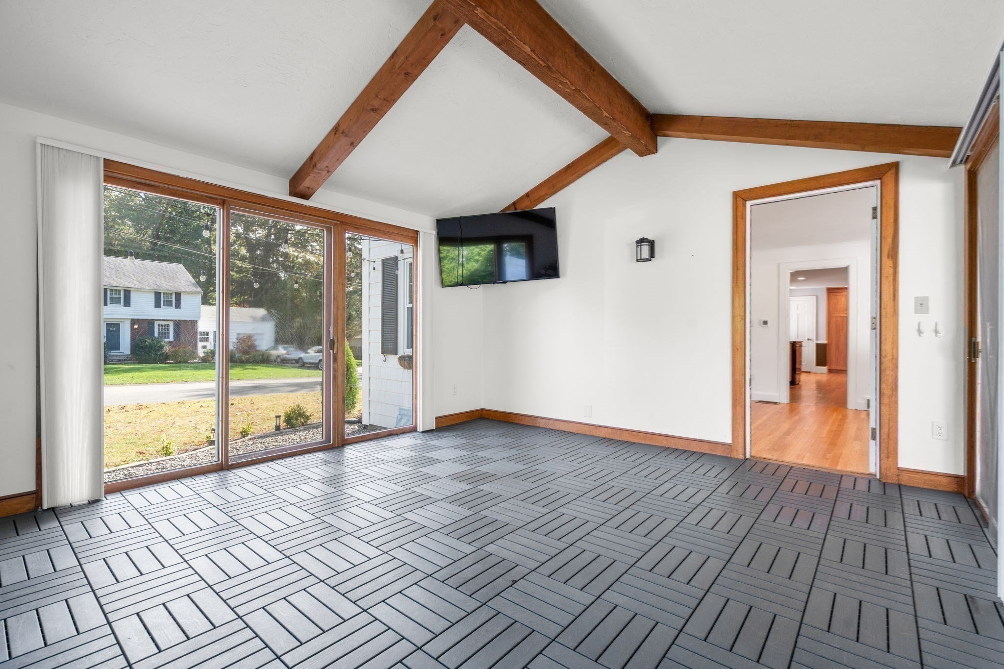 14 Longfellow Rd