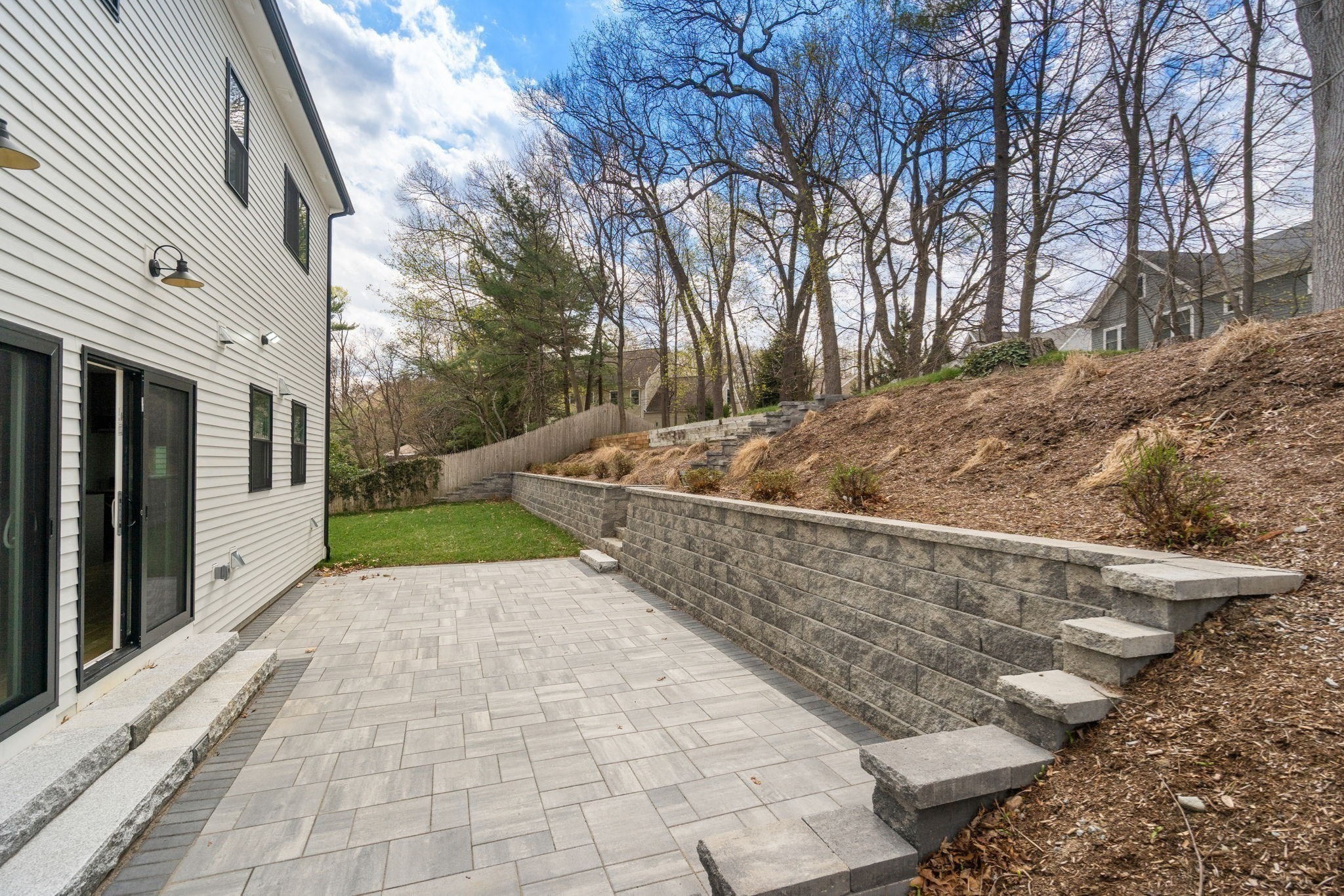 100 Woodbine Cir