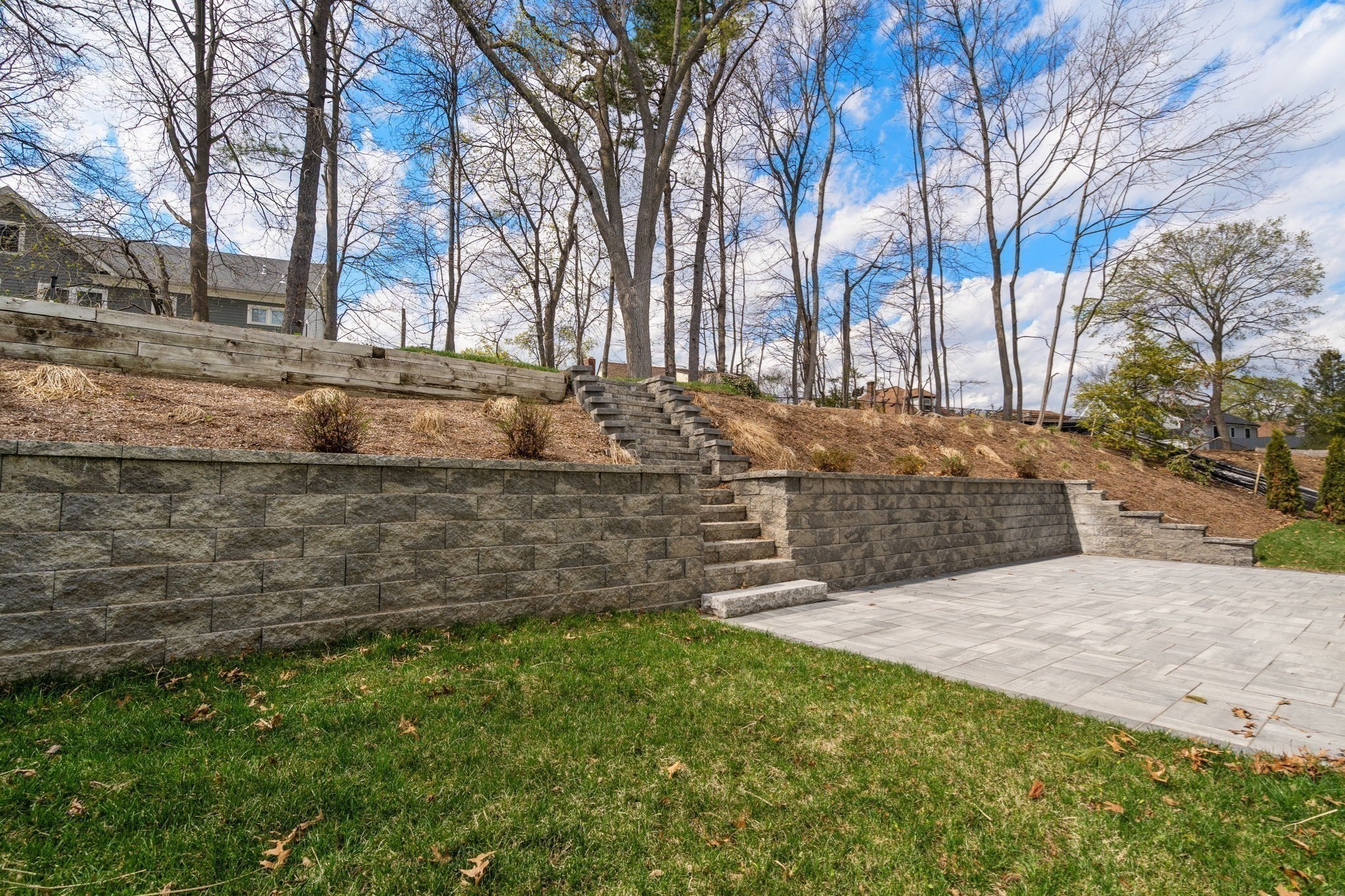 100 Woodbine Cir