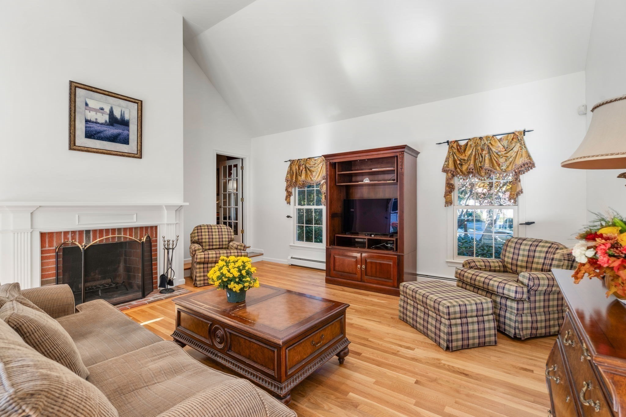196 Bay Colony Drive