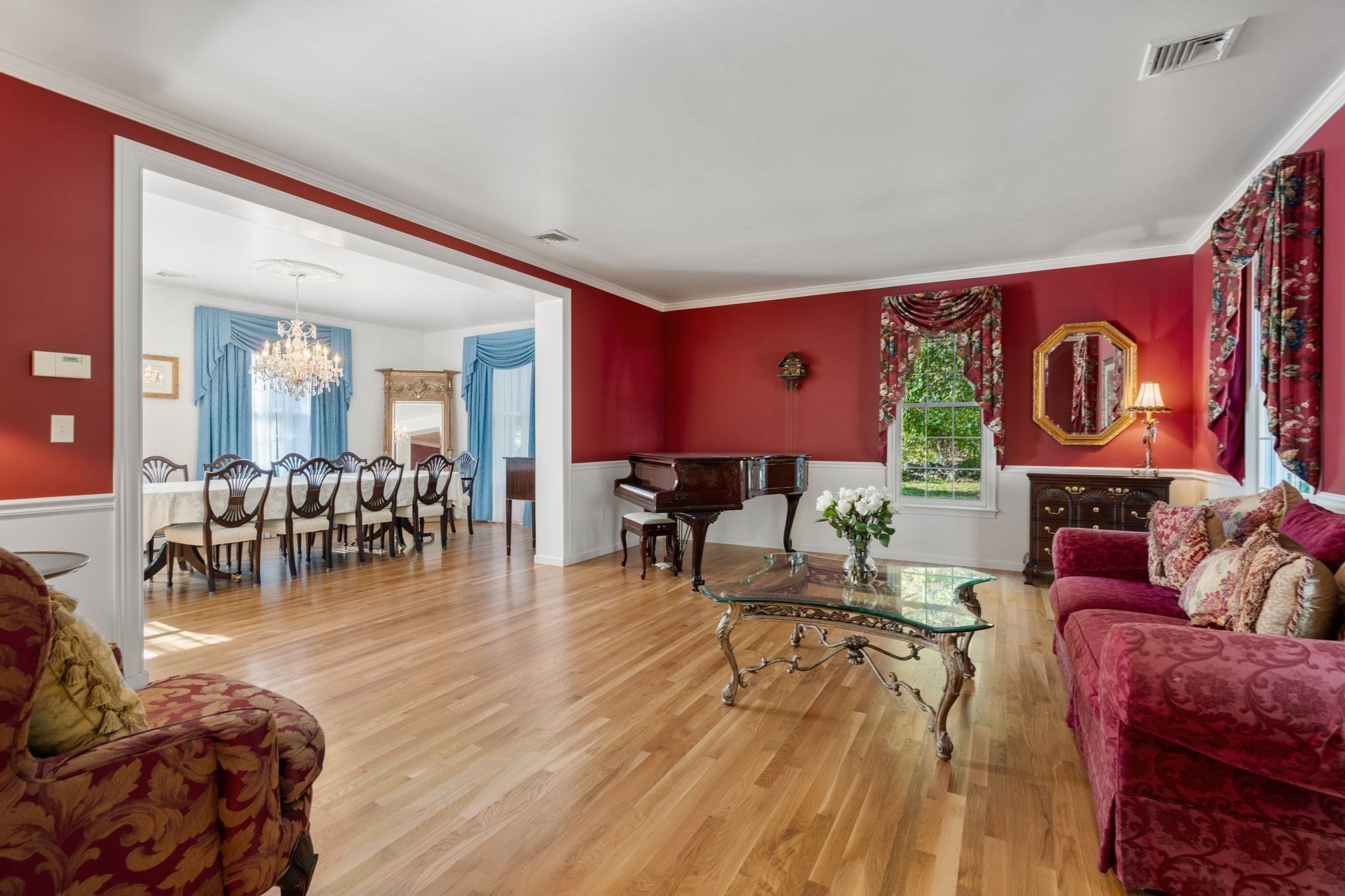 196 Bay Colony Drive