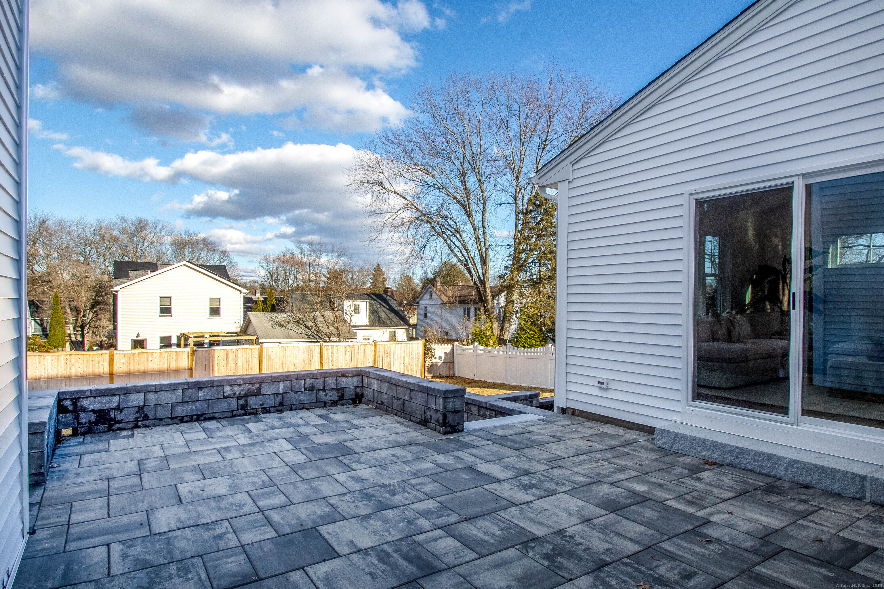 90 Ridgeview Avenue