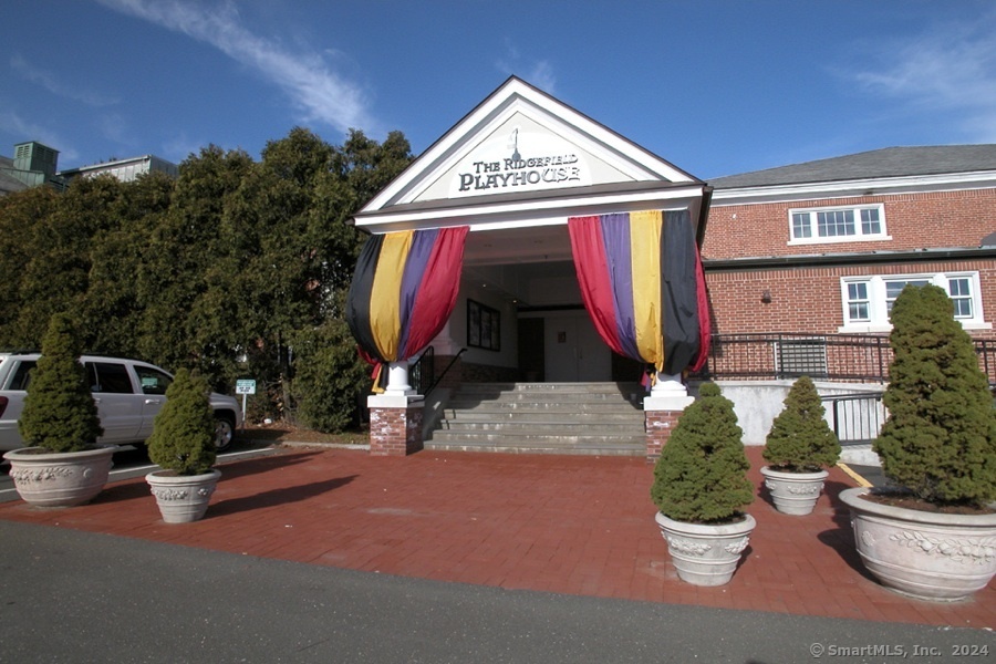 66 Manor Road