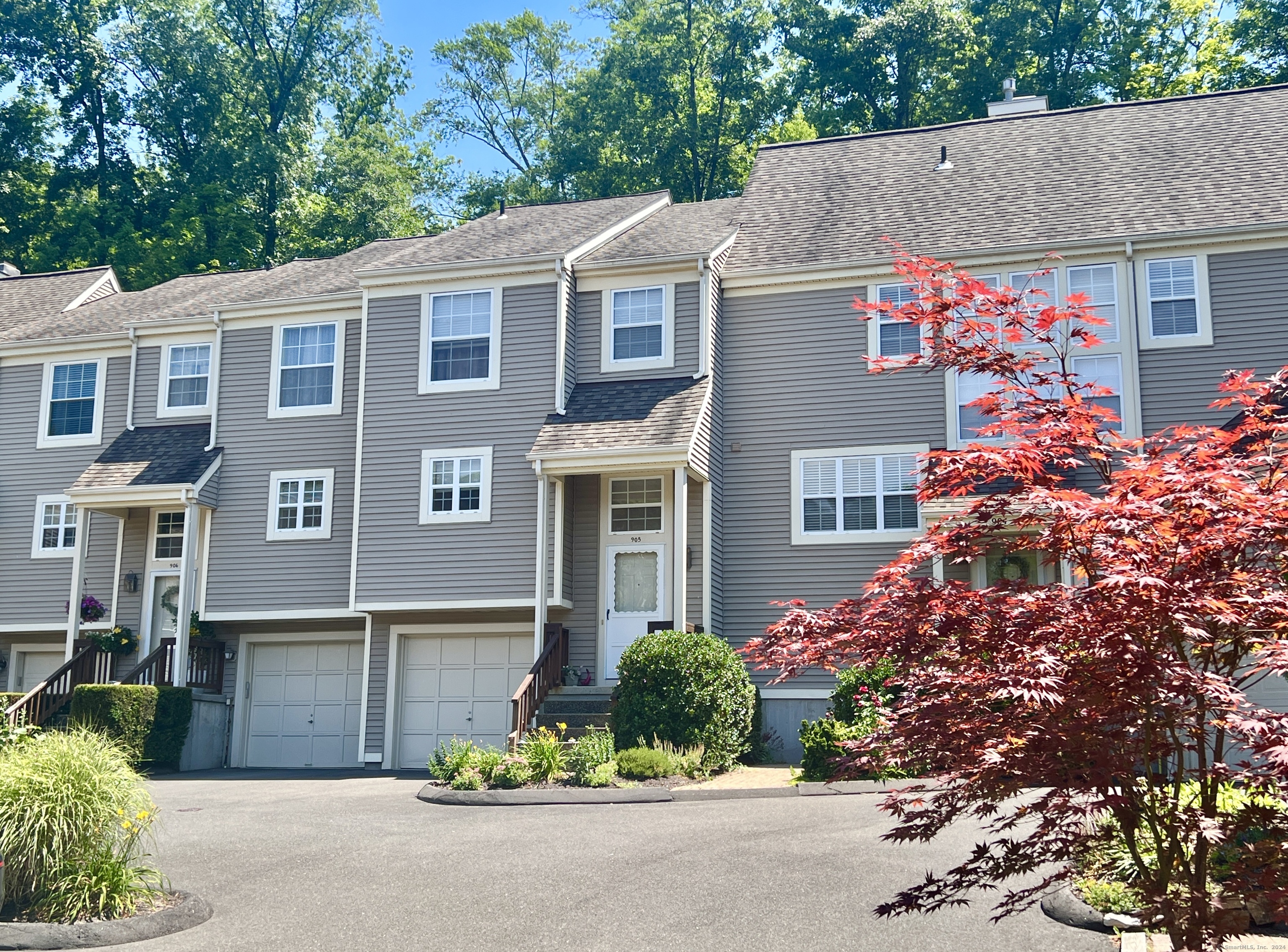 905 Foxboro Drive 905
