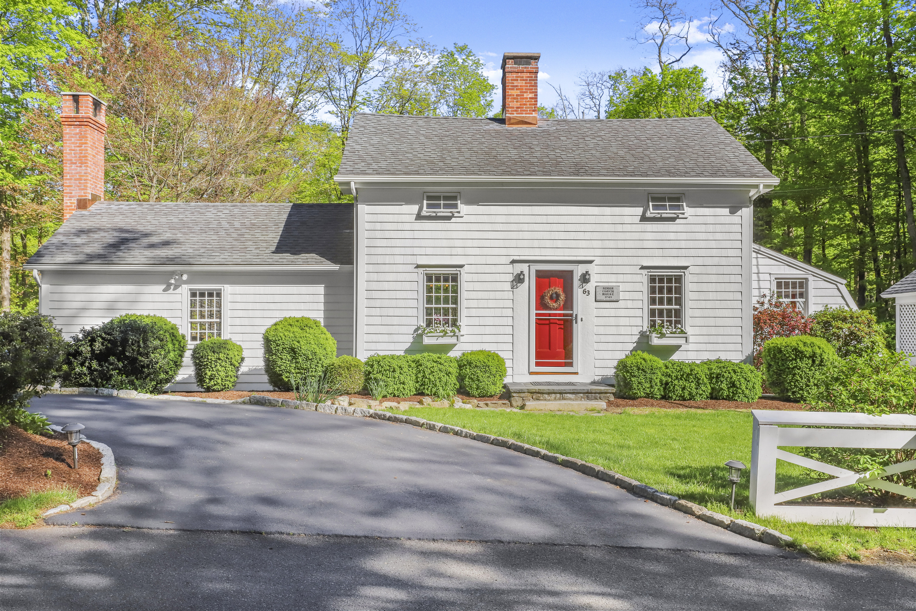 63 Old Easton Turnpike