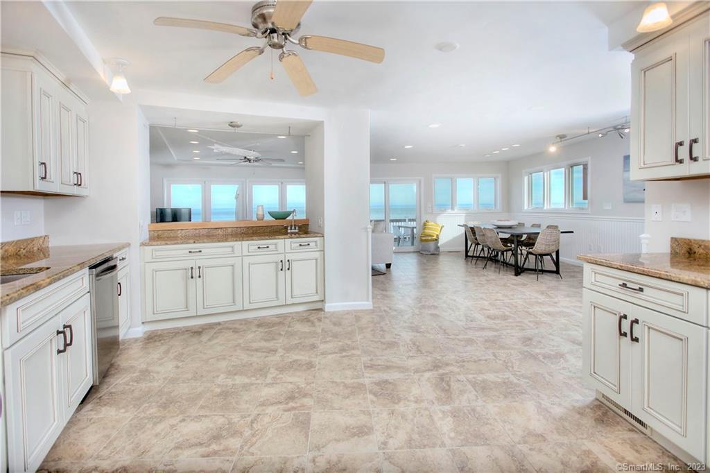 2087 Fairfield Beach Road