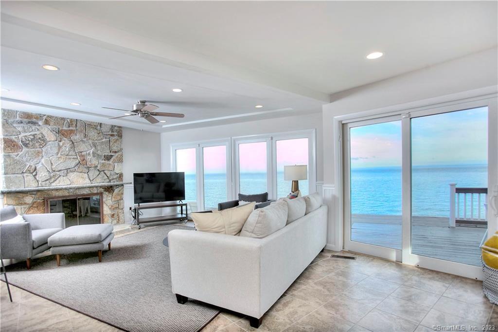 2087 Fairfield Beach Road