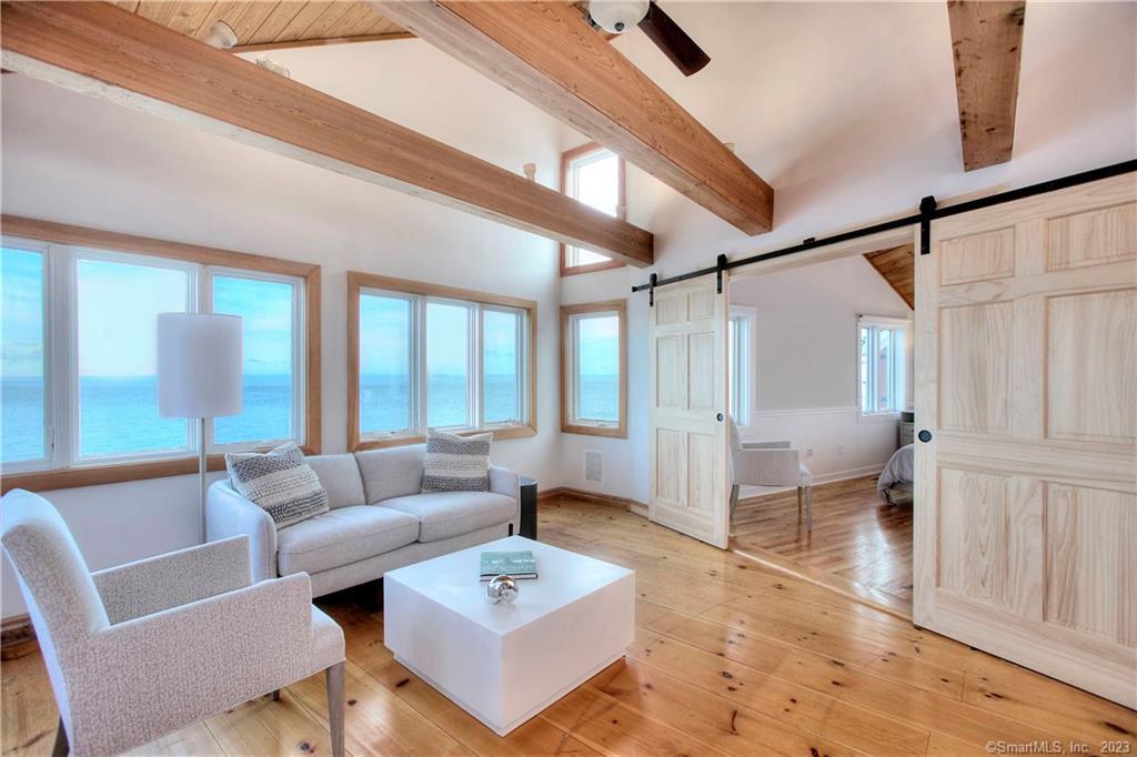 2087 Fairfield Beach Road