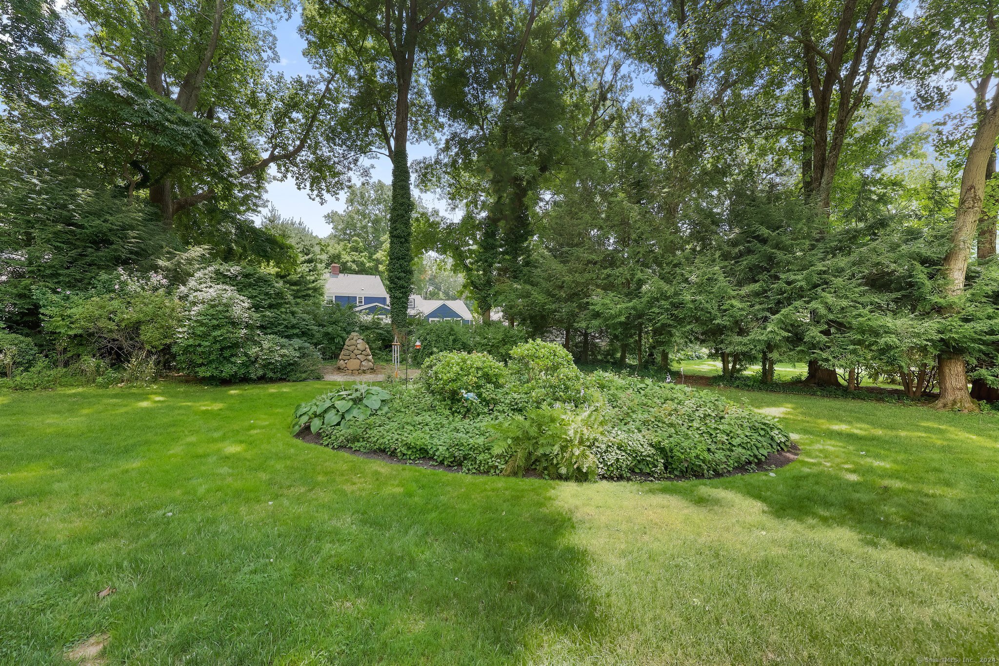 109 Meadowcrest Drive