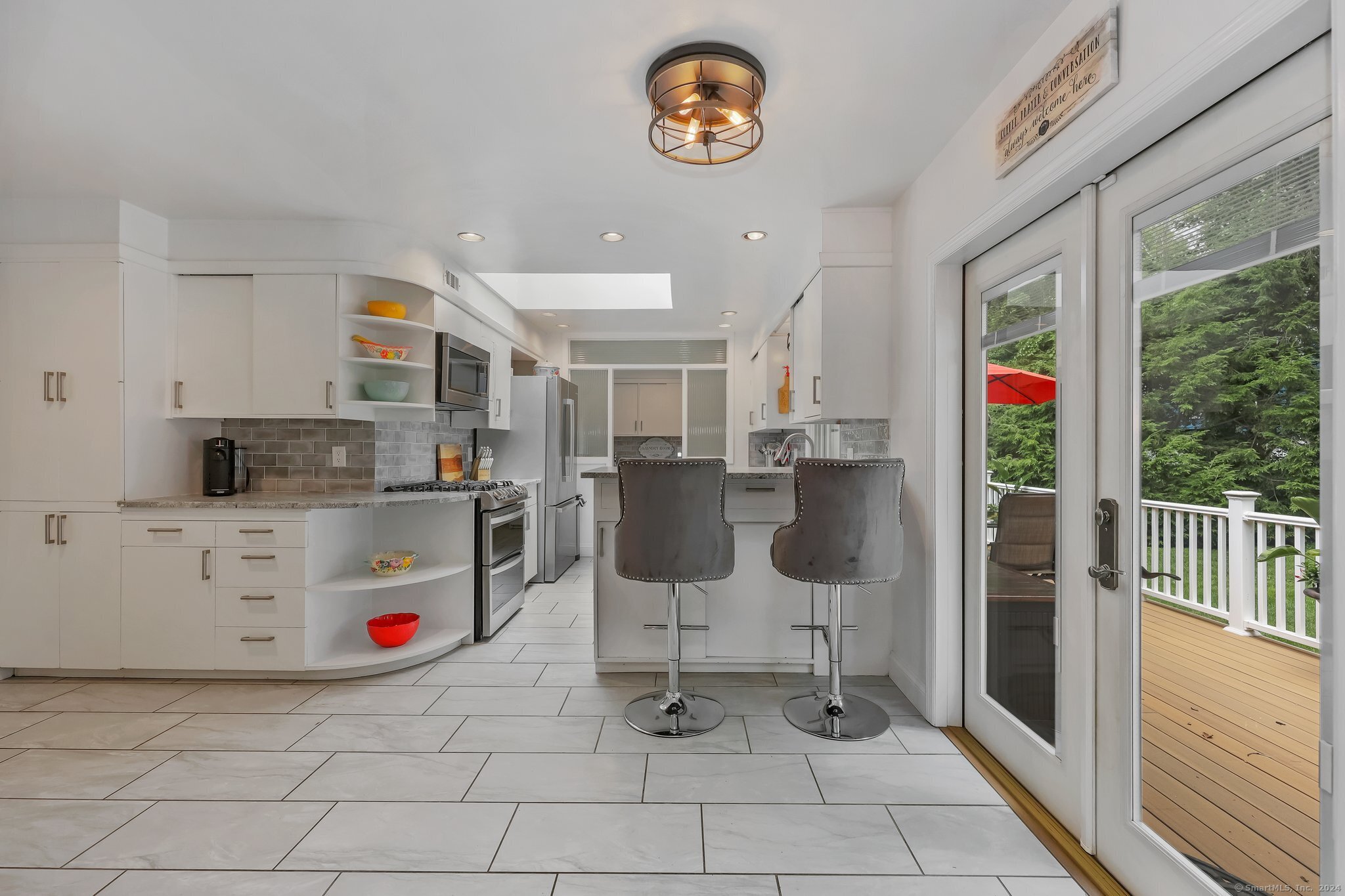 109 Meadowcrest Drive