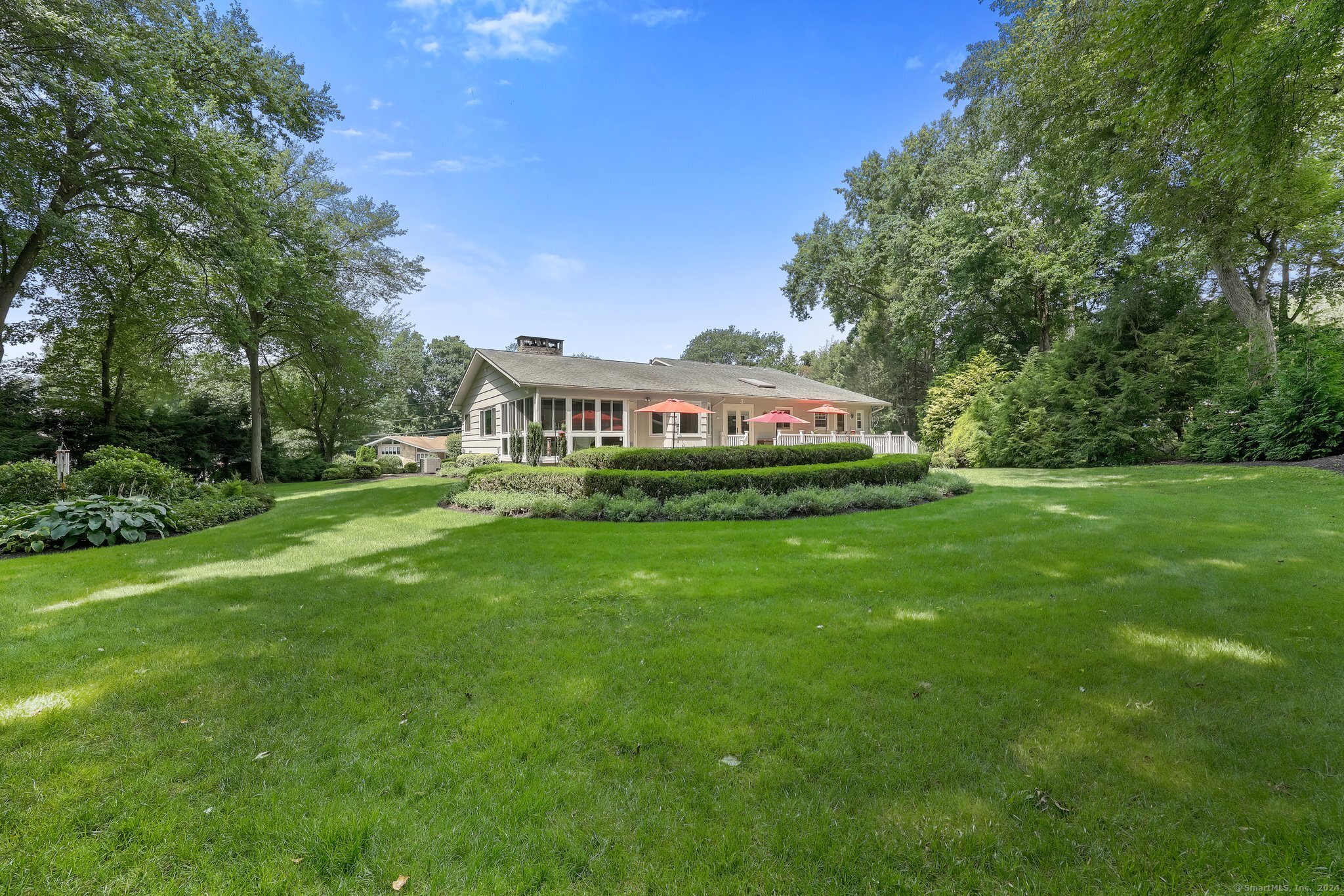 109 Meadowcrest Drive