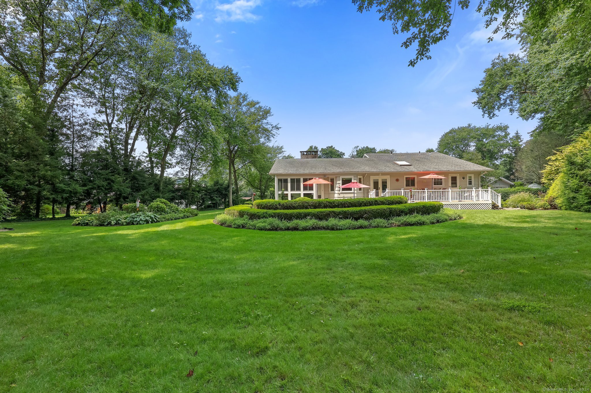 109 Meadowcrest Drive
