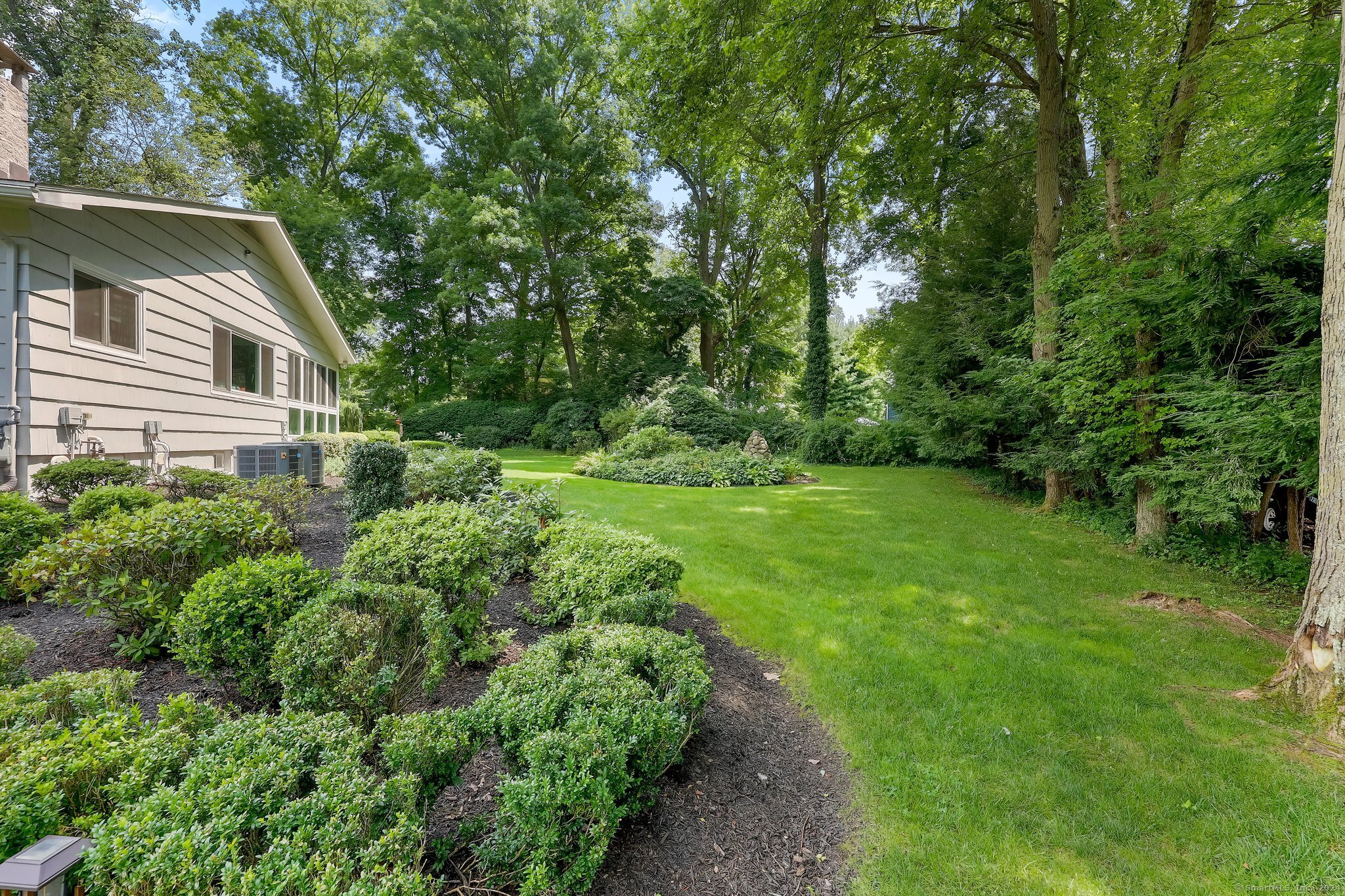109 Meadowcrest Drive