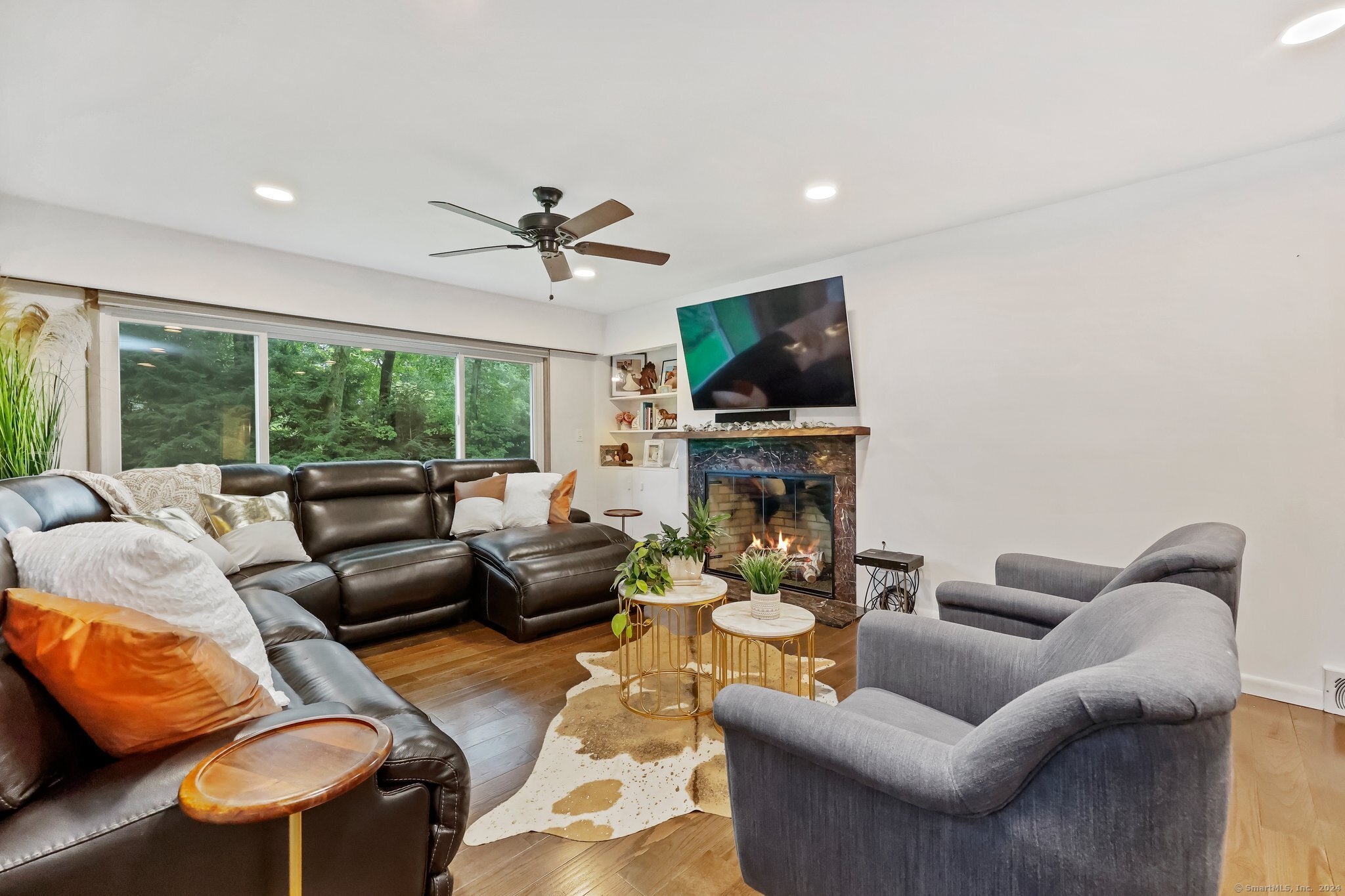 109 Meadowcrest Drive