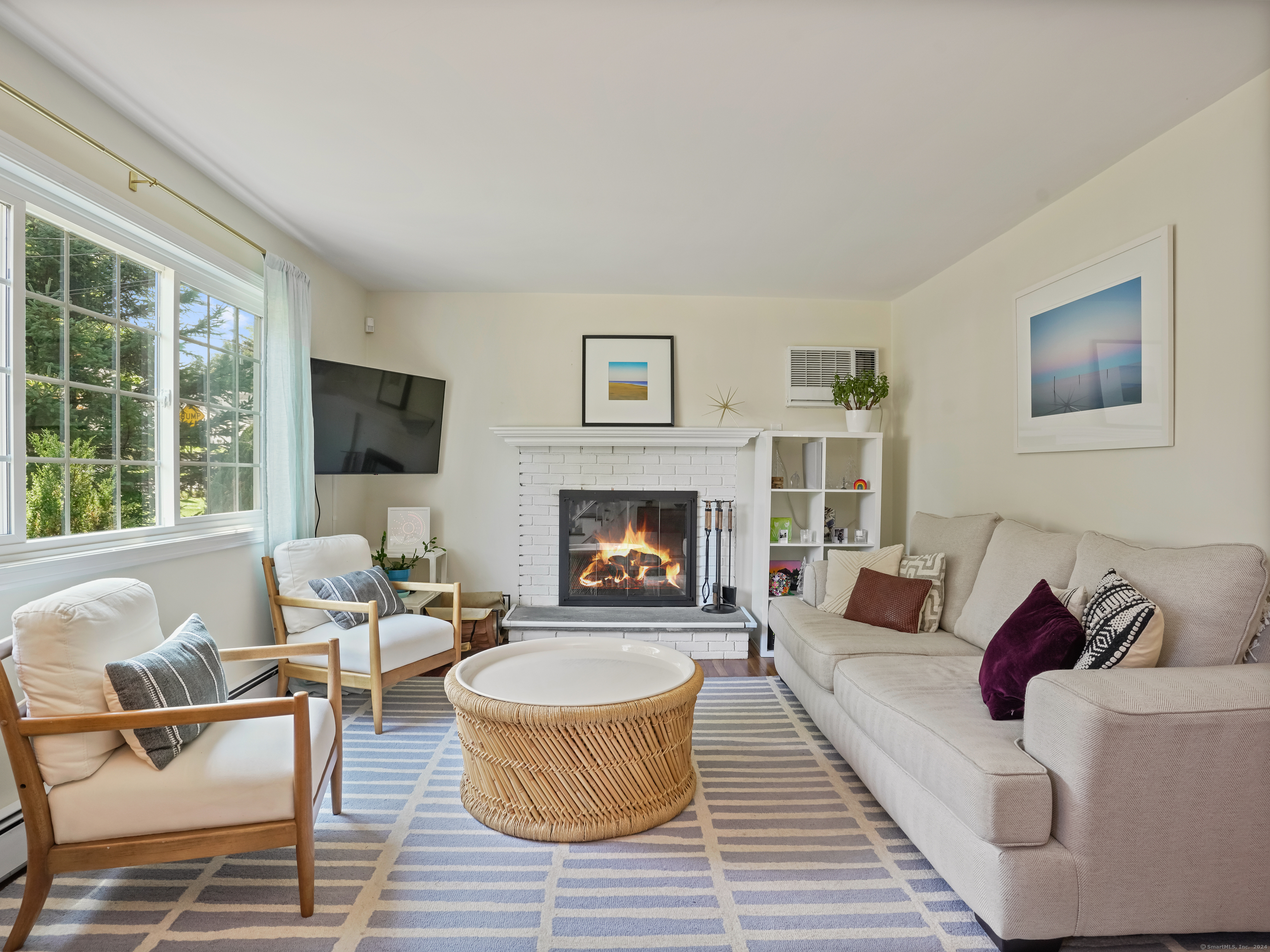 122 Woodbury Avenue