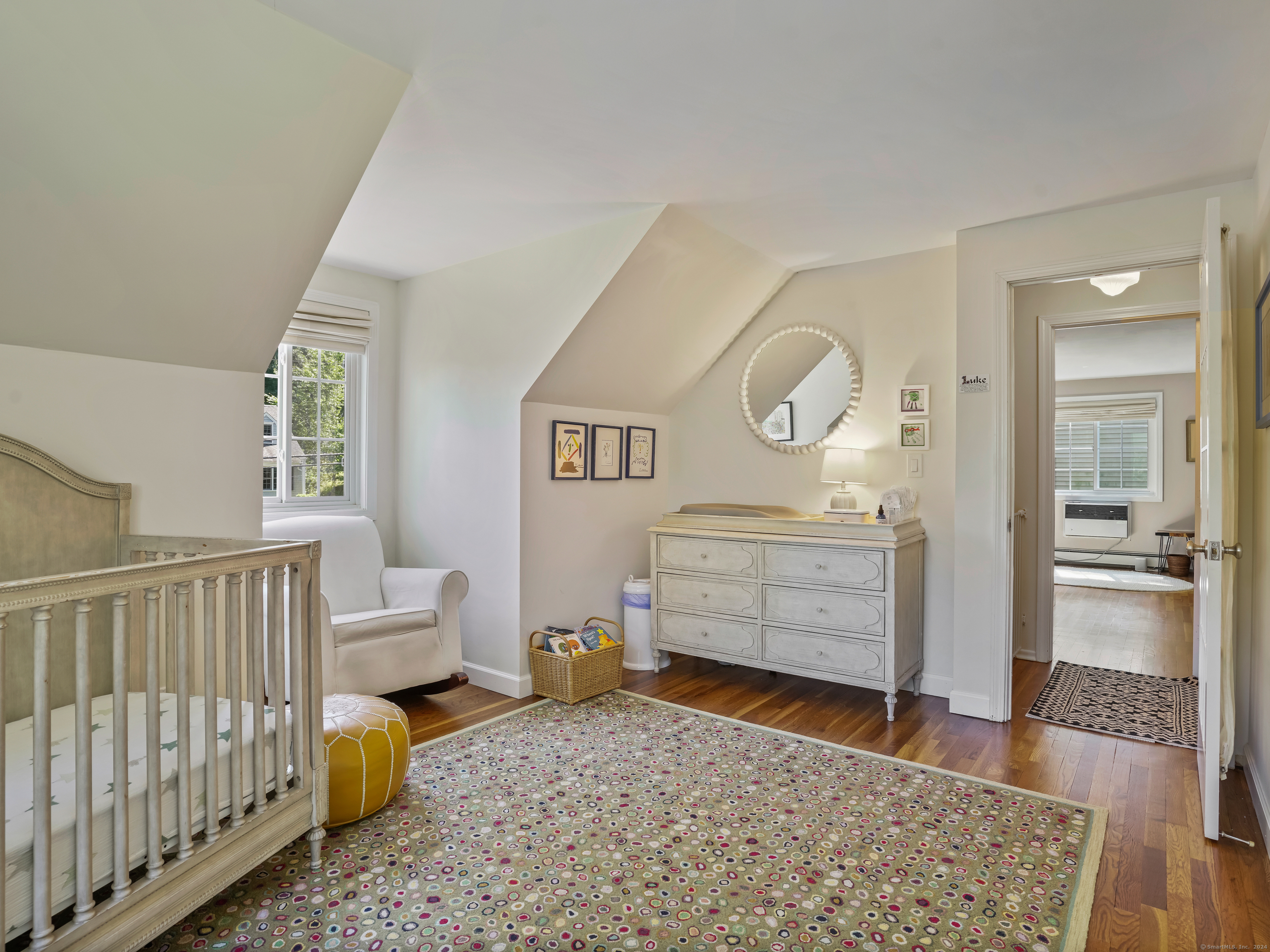 122 Woodbury Avenue