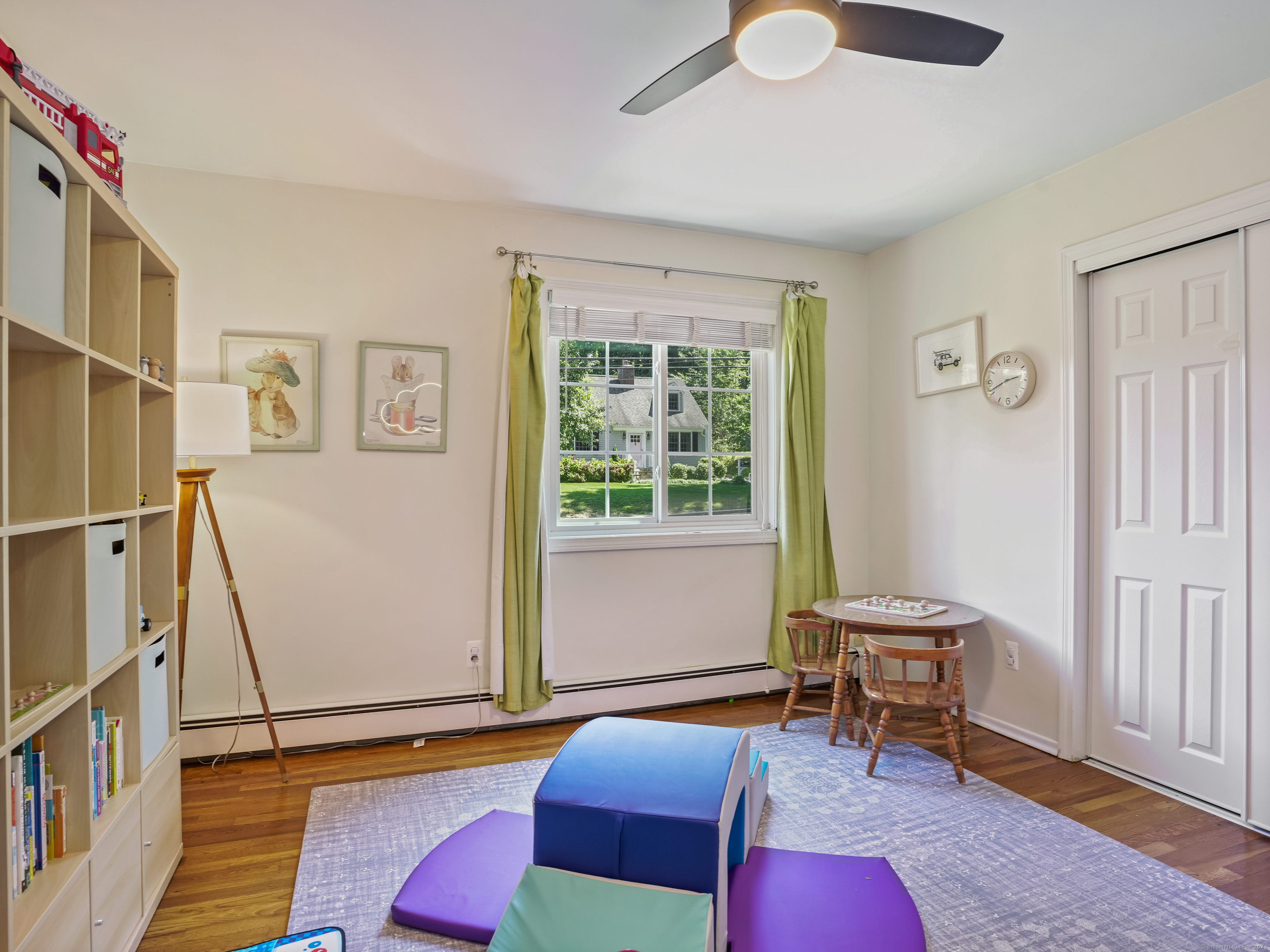 122 Woodbury Avenue