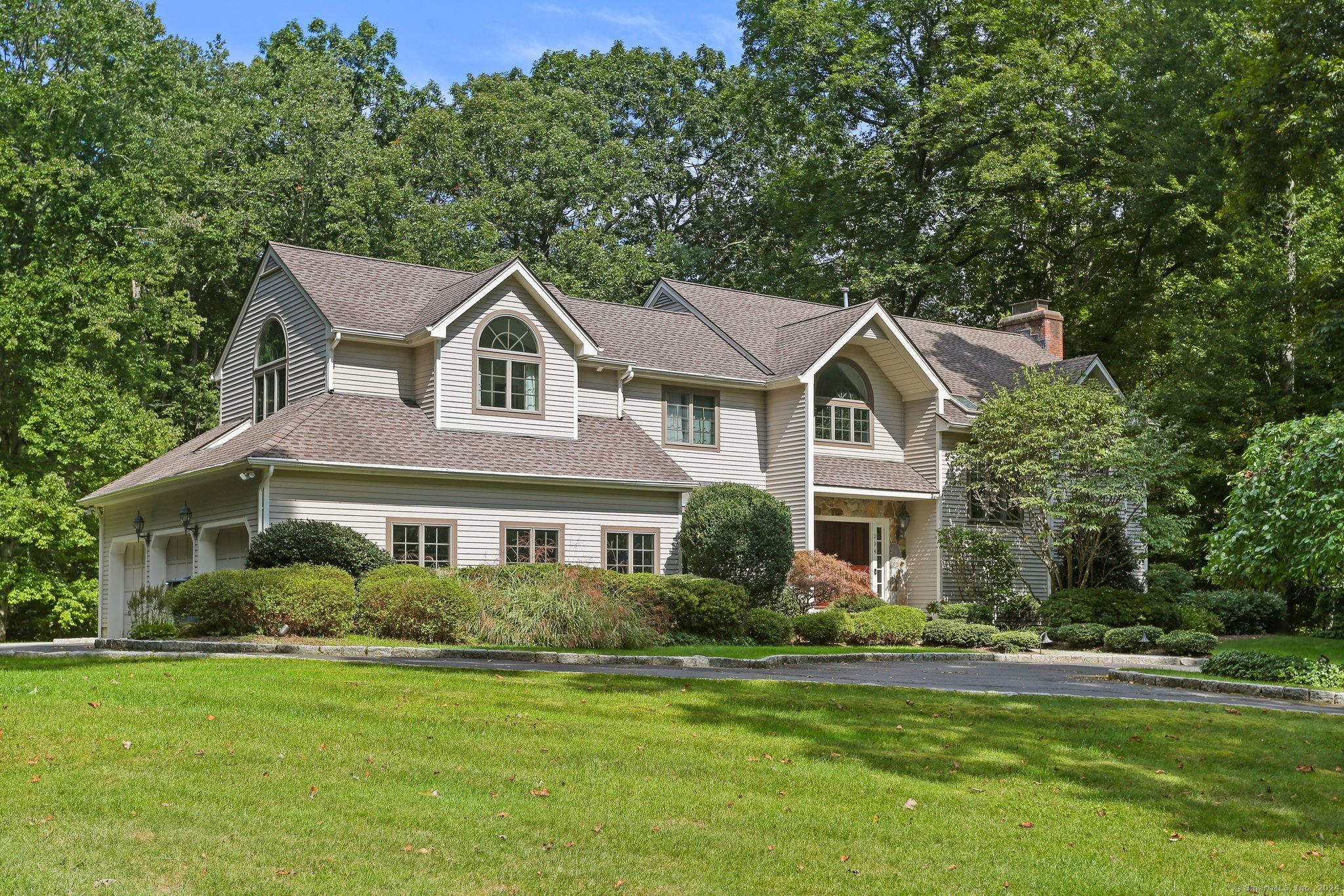 334 Brambly Hedge Circle
