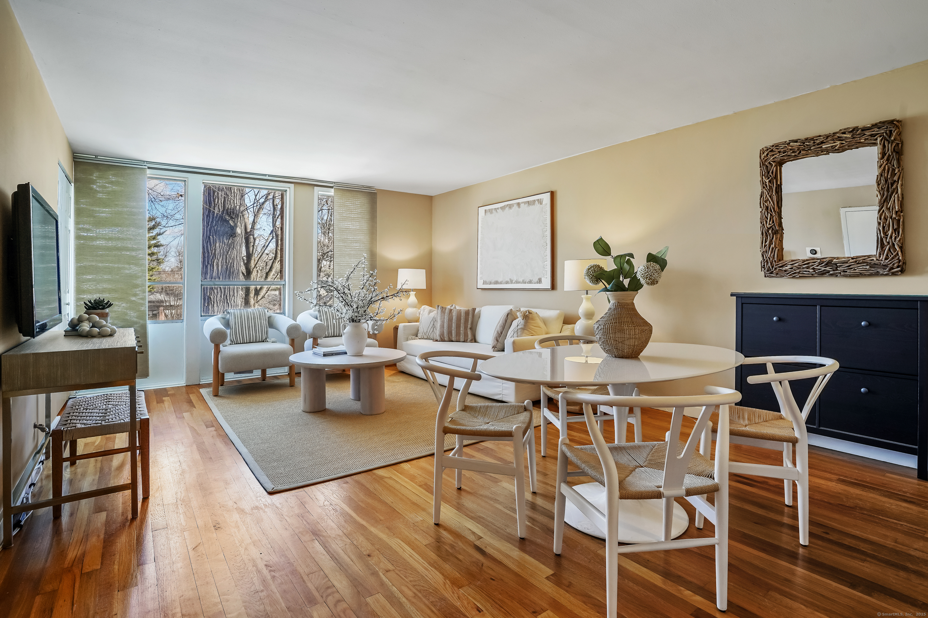 160 Fairfield Woods Road APT 42