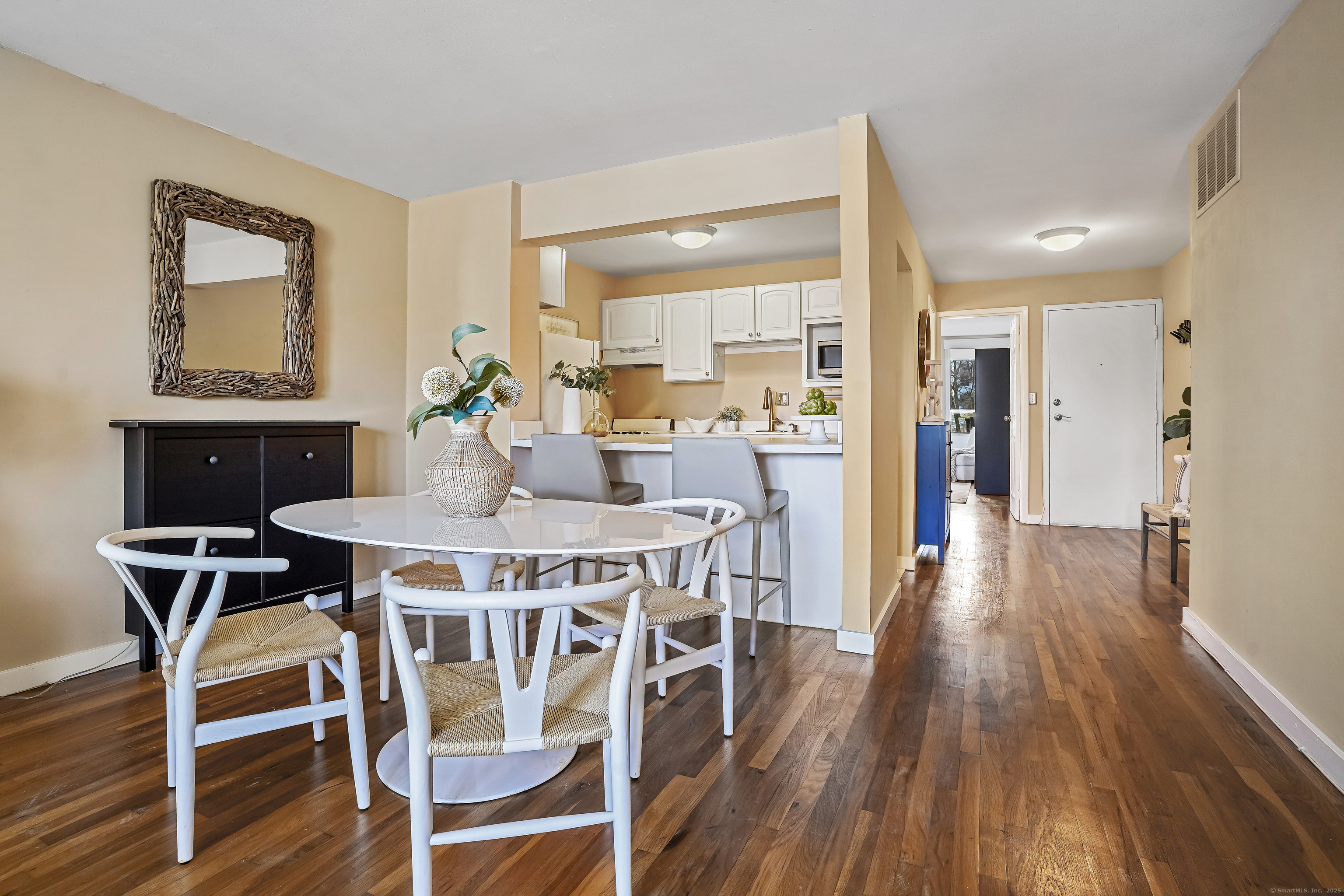 160 Fairfield Woods Road APT 42