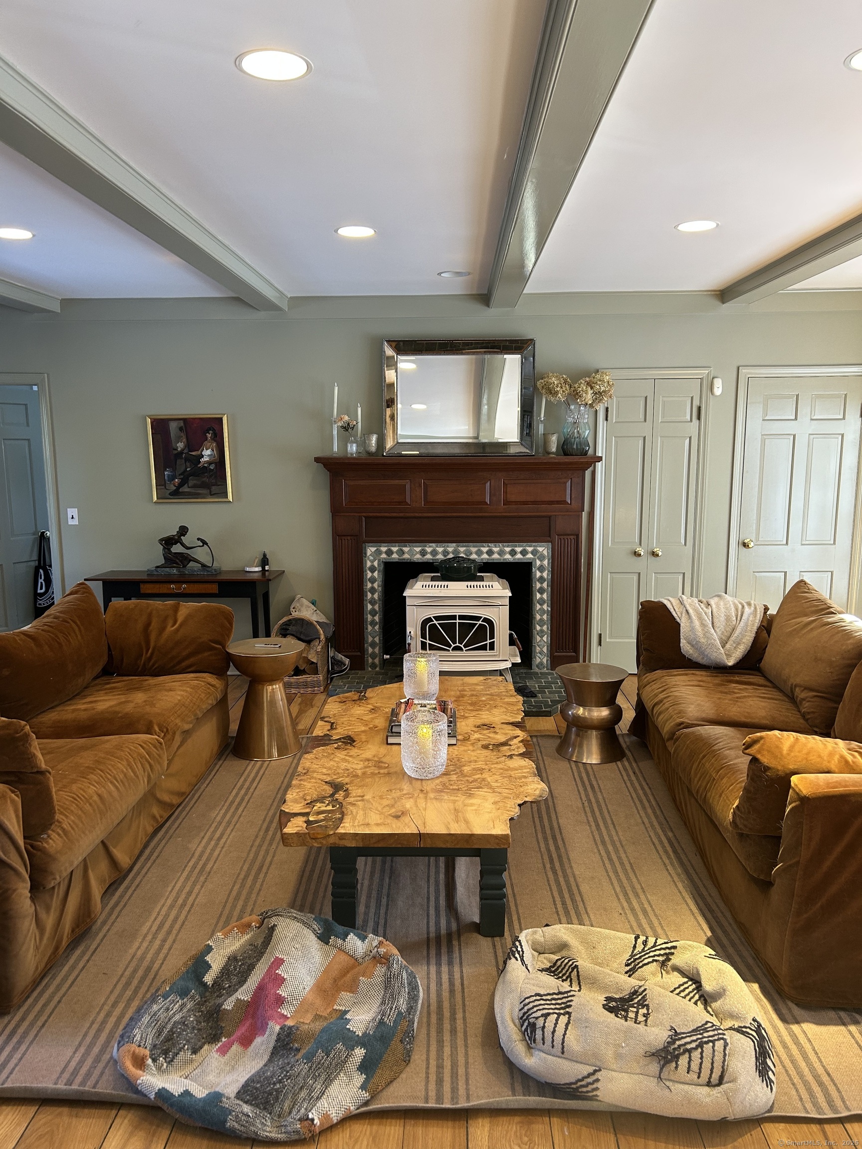 25 Deacons Lane