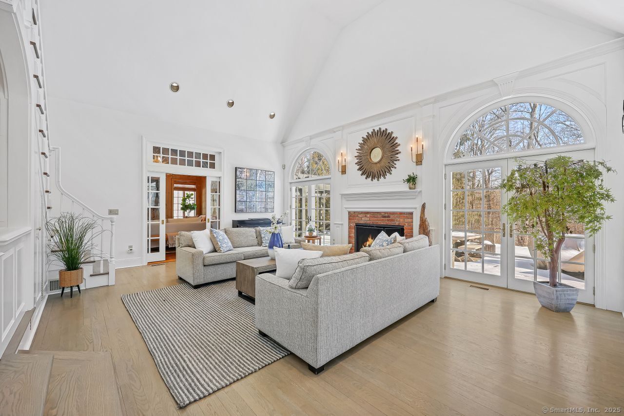 33 Cider Mill Place