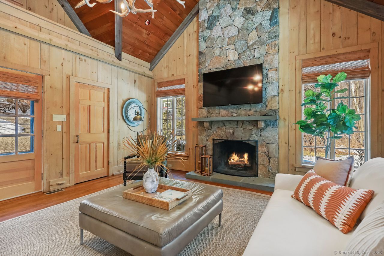 33 Cider Mill Place