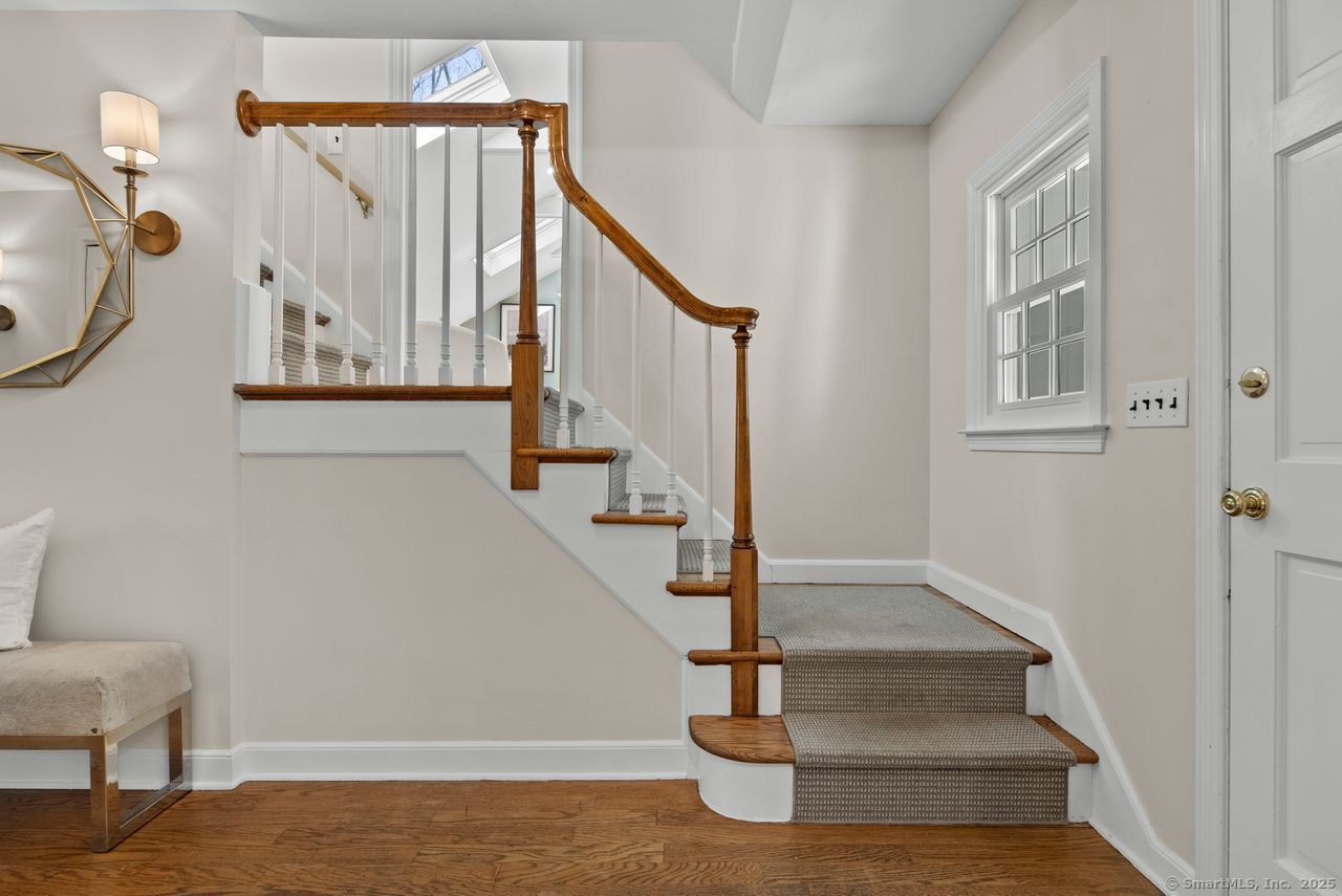 40 Edgewater Drive
