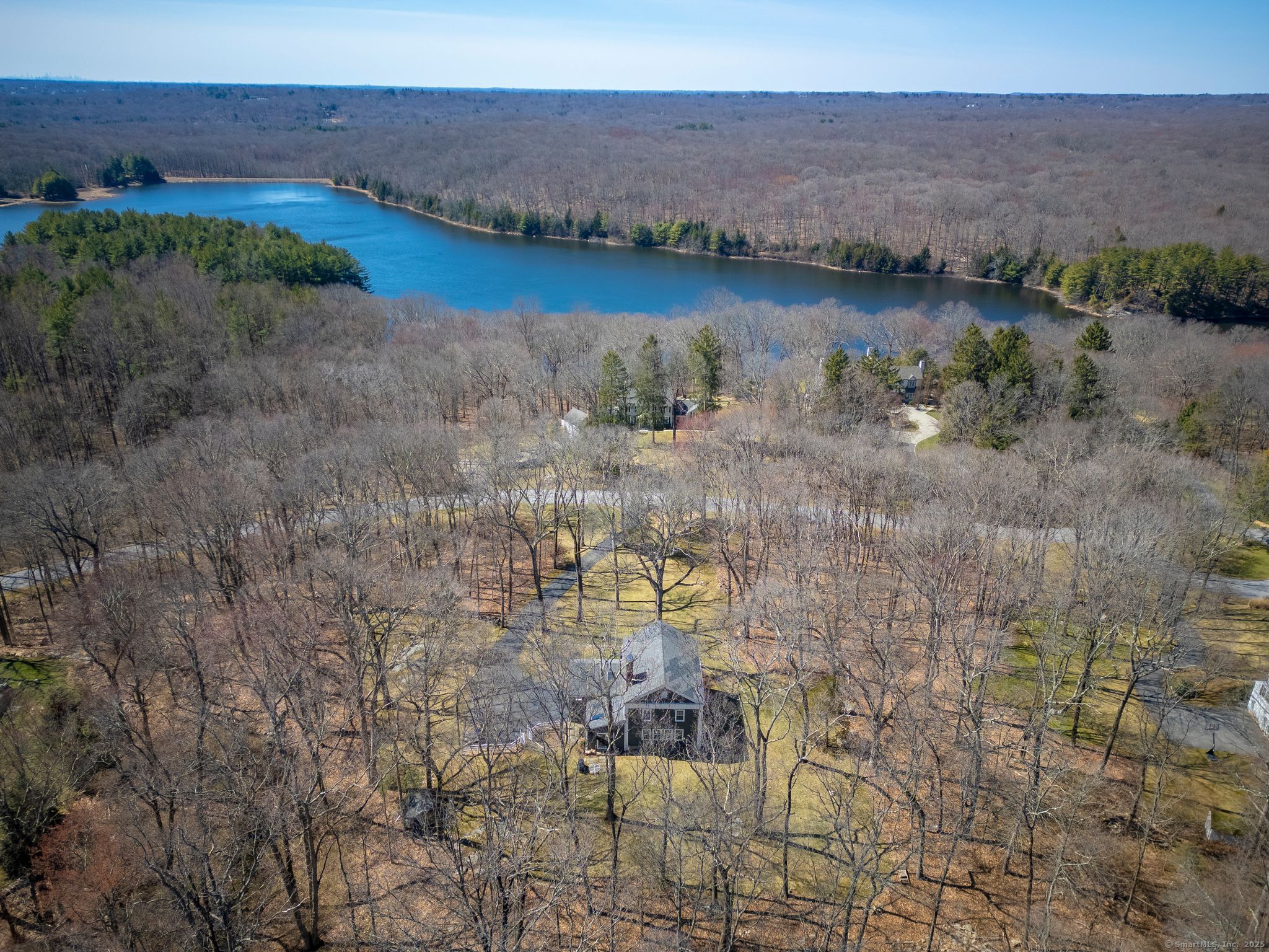 40 Edgewater Drive