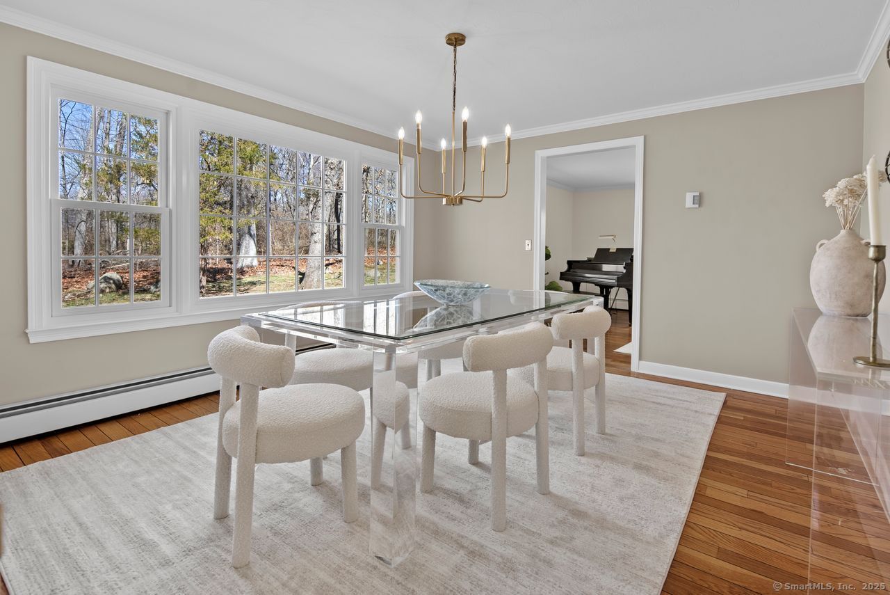 40 Edgewater Drive