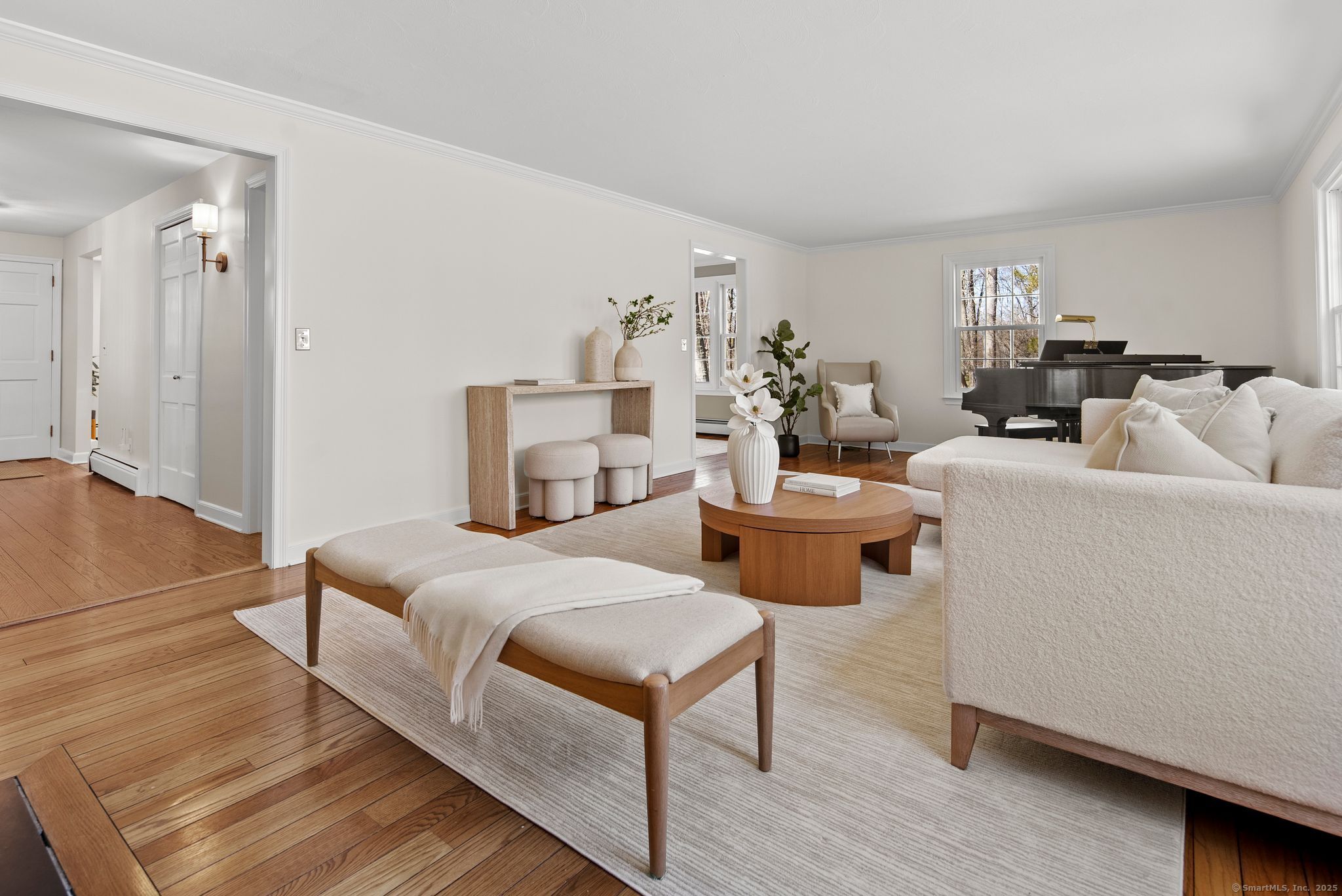 40 Edgewater Drive