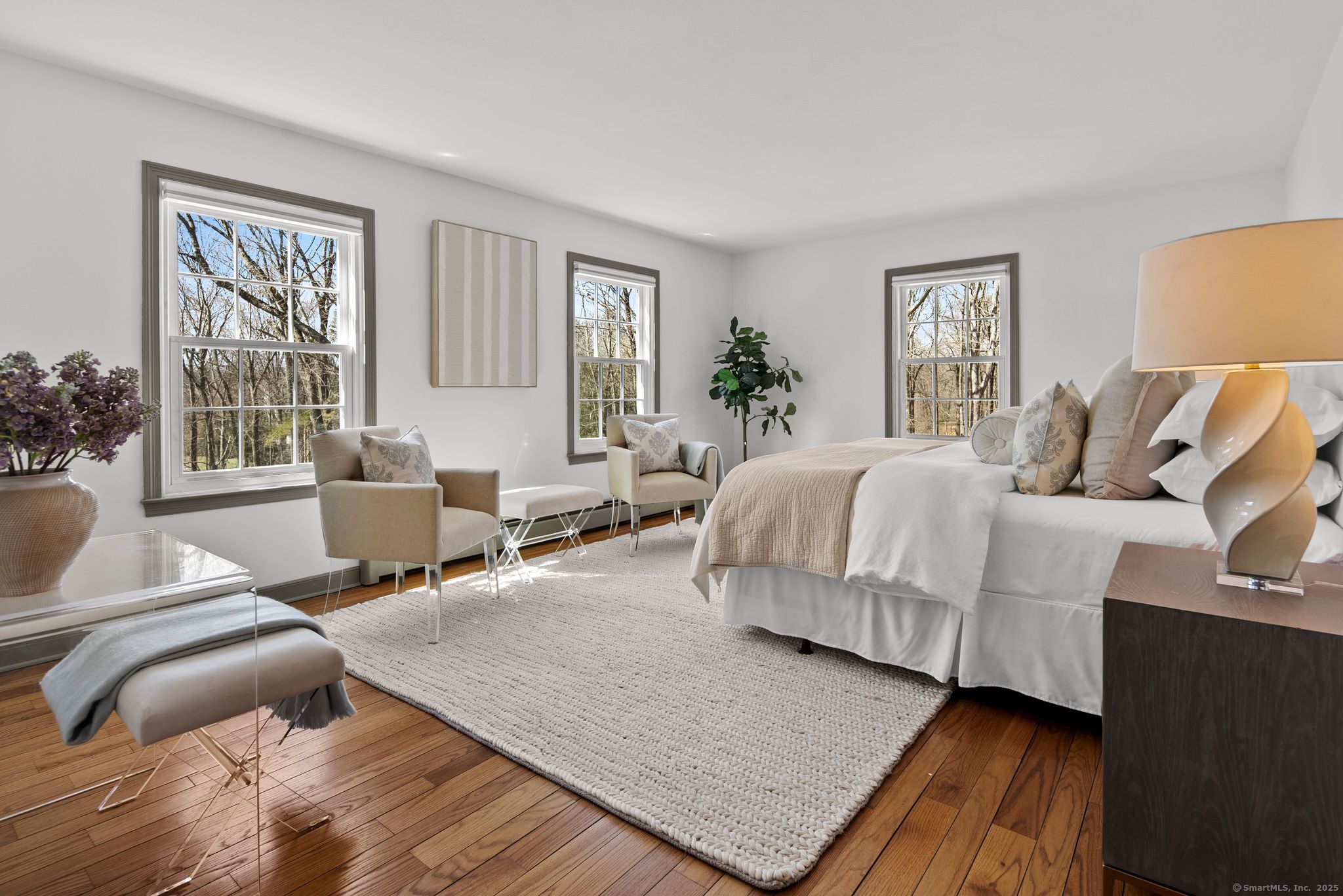 40 Edgewater Drive
