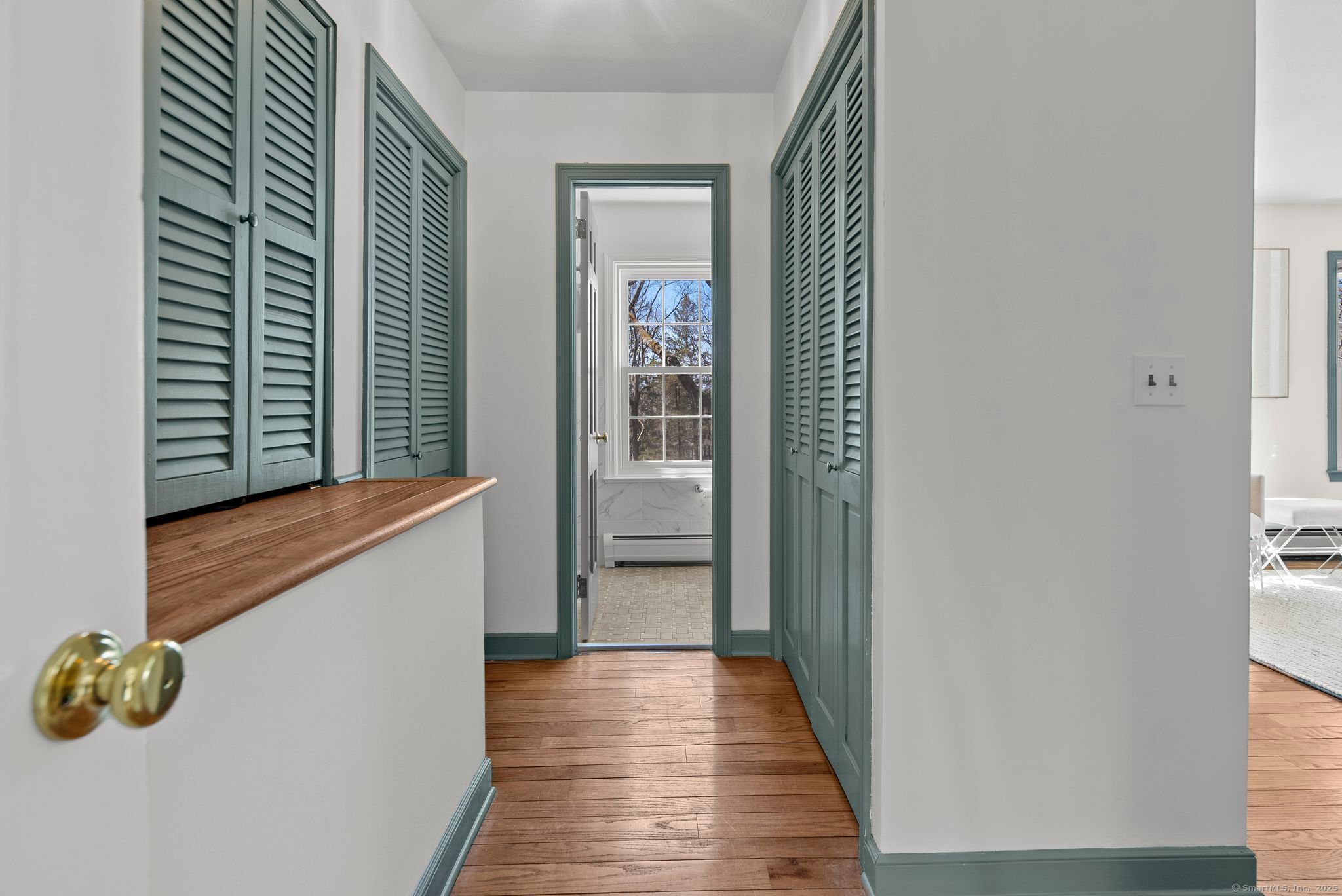 40 Edgewater Drive