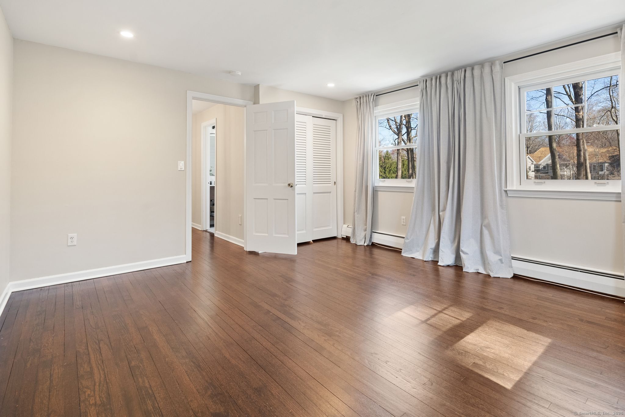 6 North Ridge Road