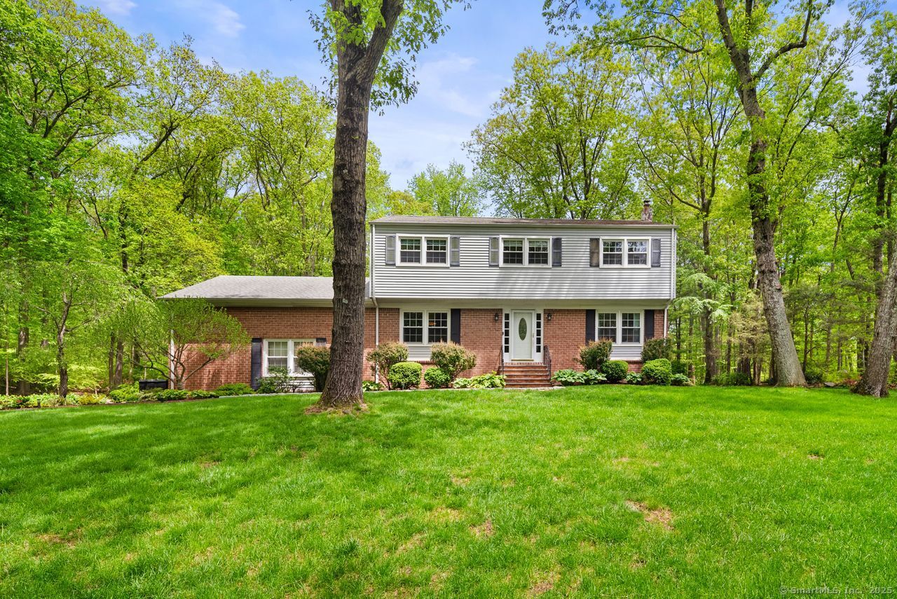 14 Granite Drive