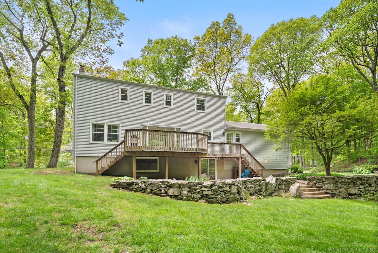14 Granite Drive
