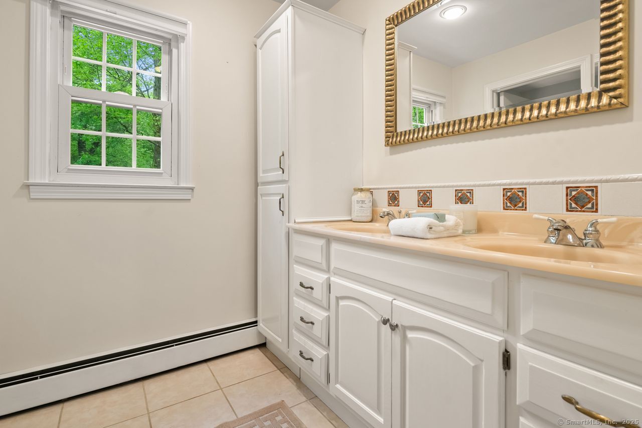 14 Granite Drive