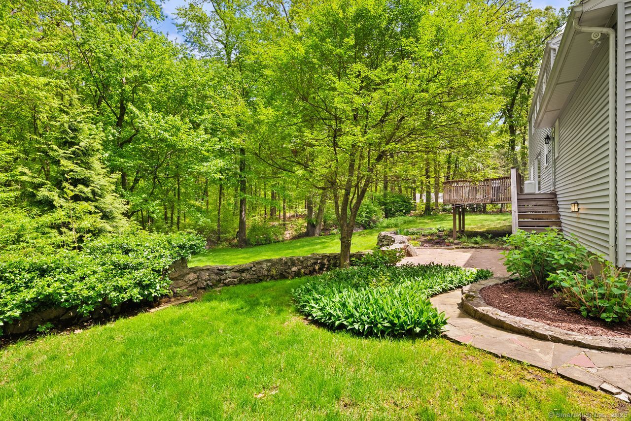 14 Granite Drive