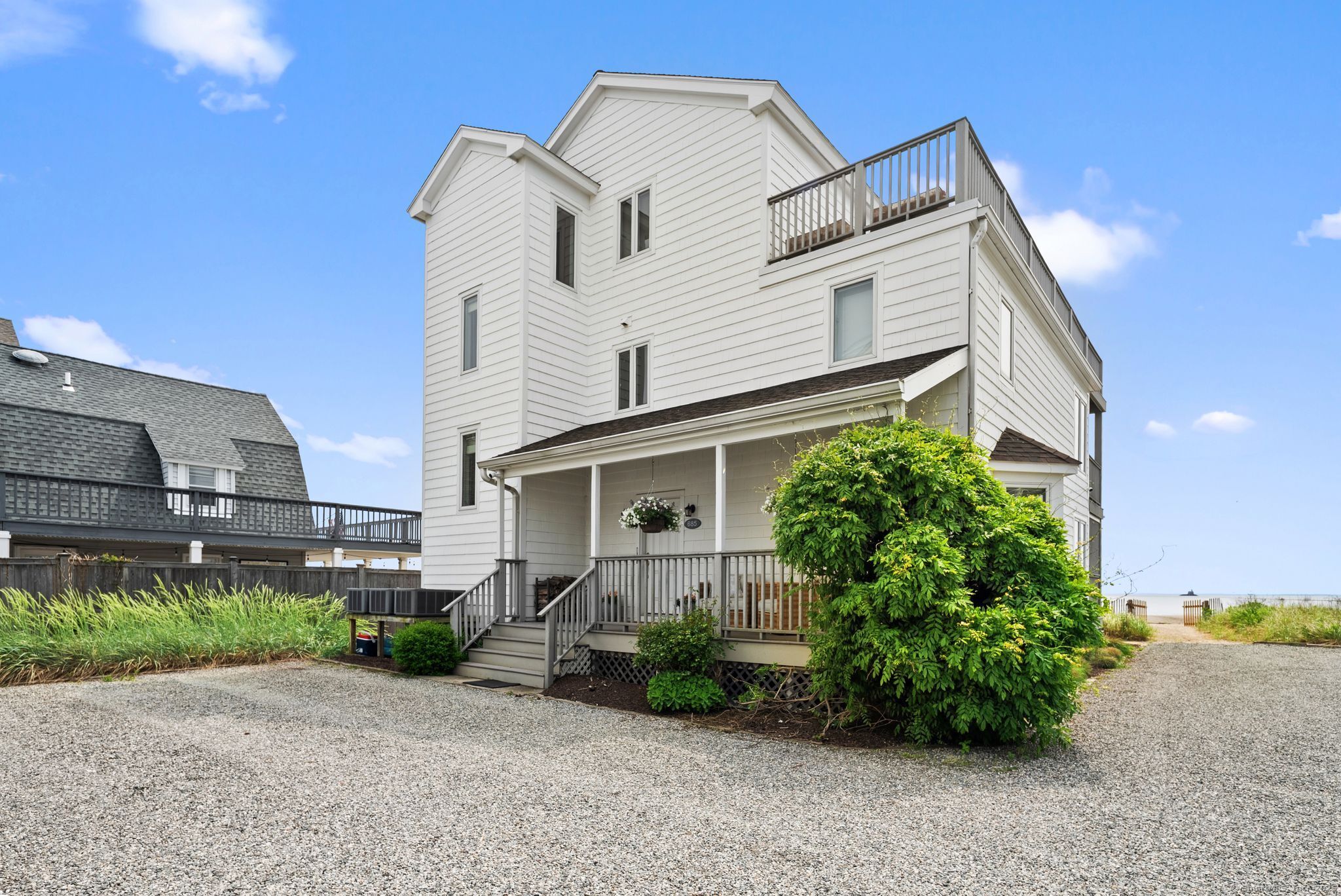 685 Fairfield Beach Road 685