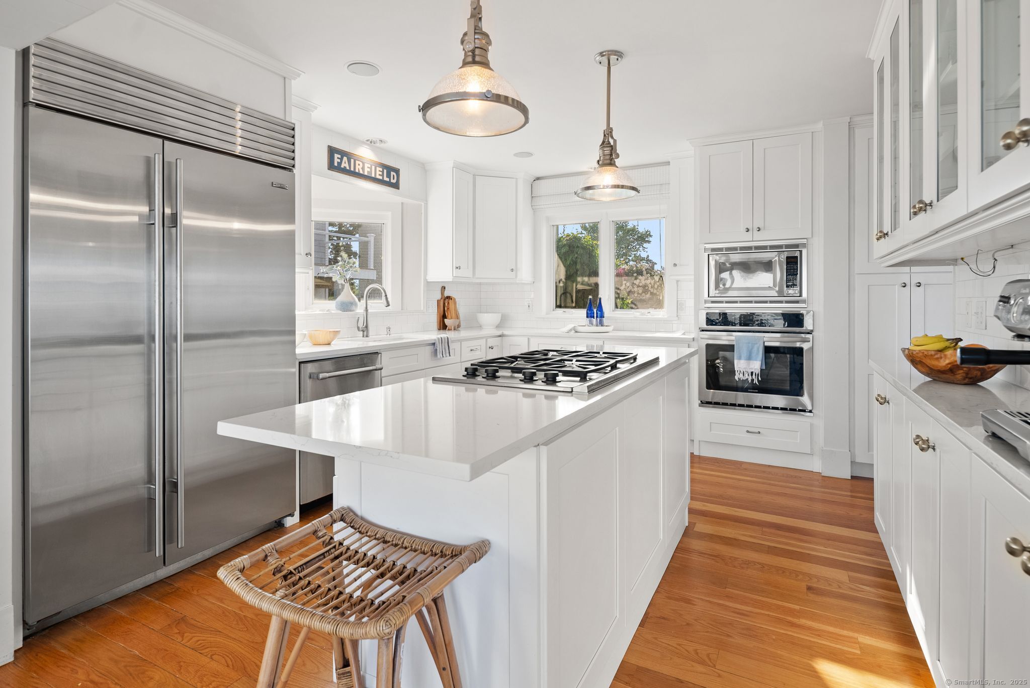 685 Fairfield Beach Road 685