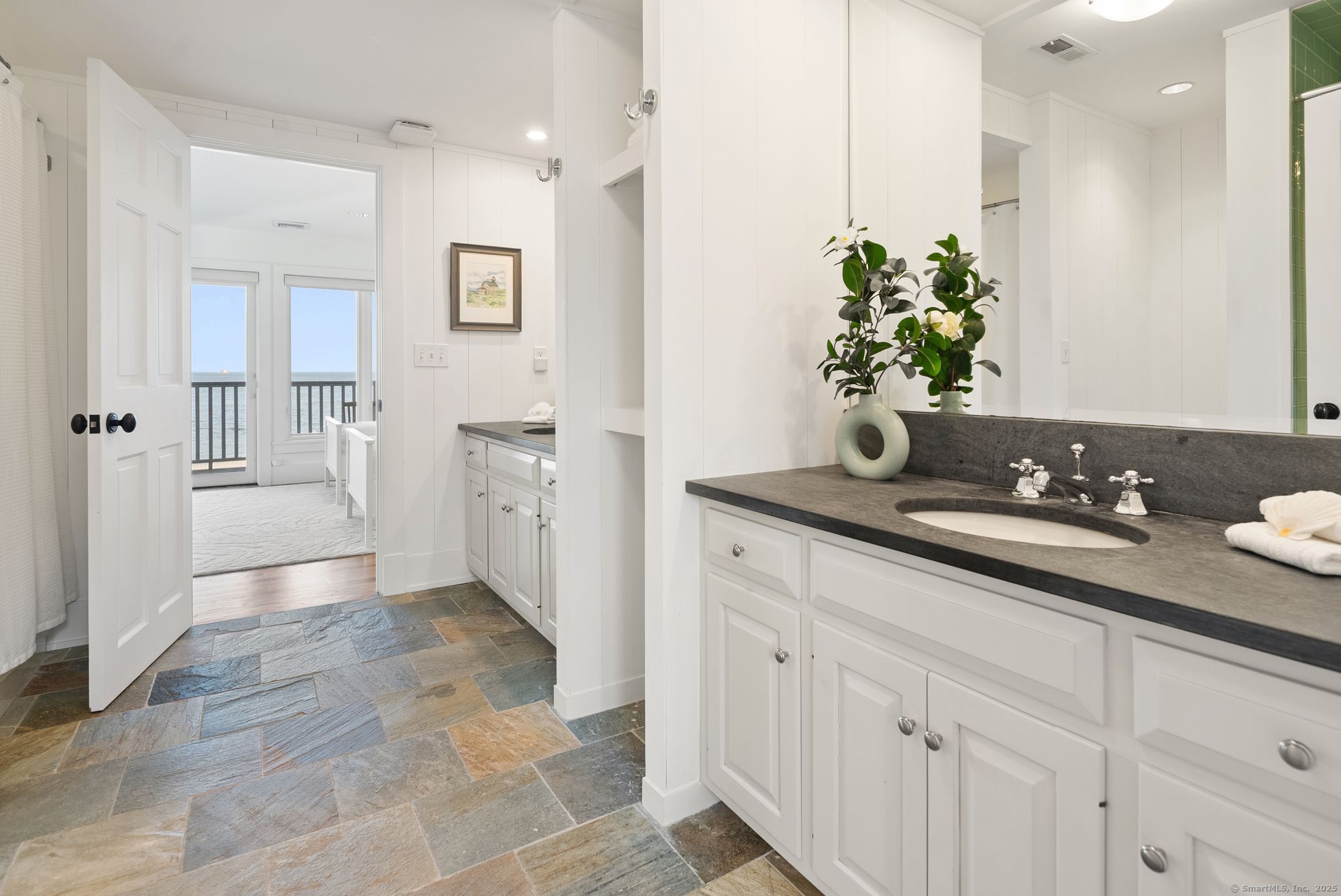 685 Fairfield Beach Road 685