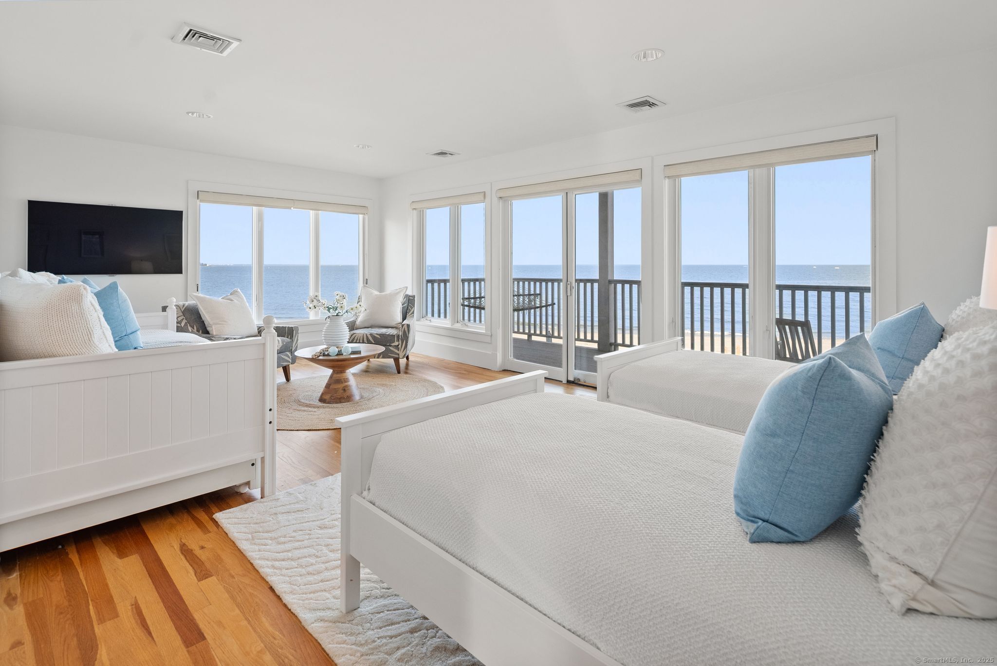 685 Fairfield Beach Road 685