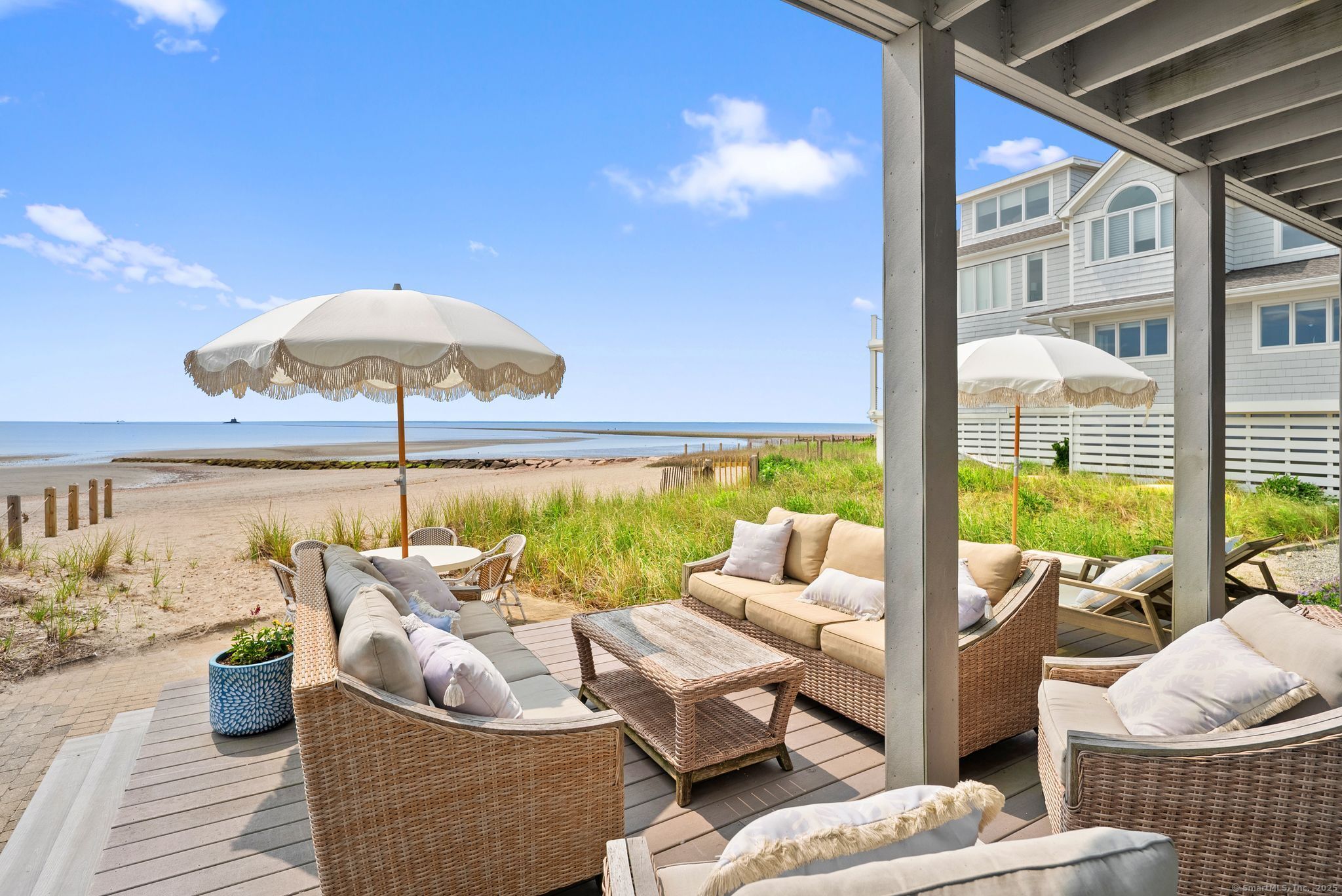 685 Fairfield Beach Road 685